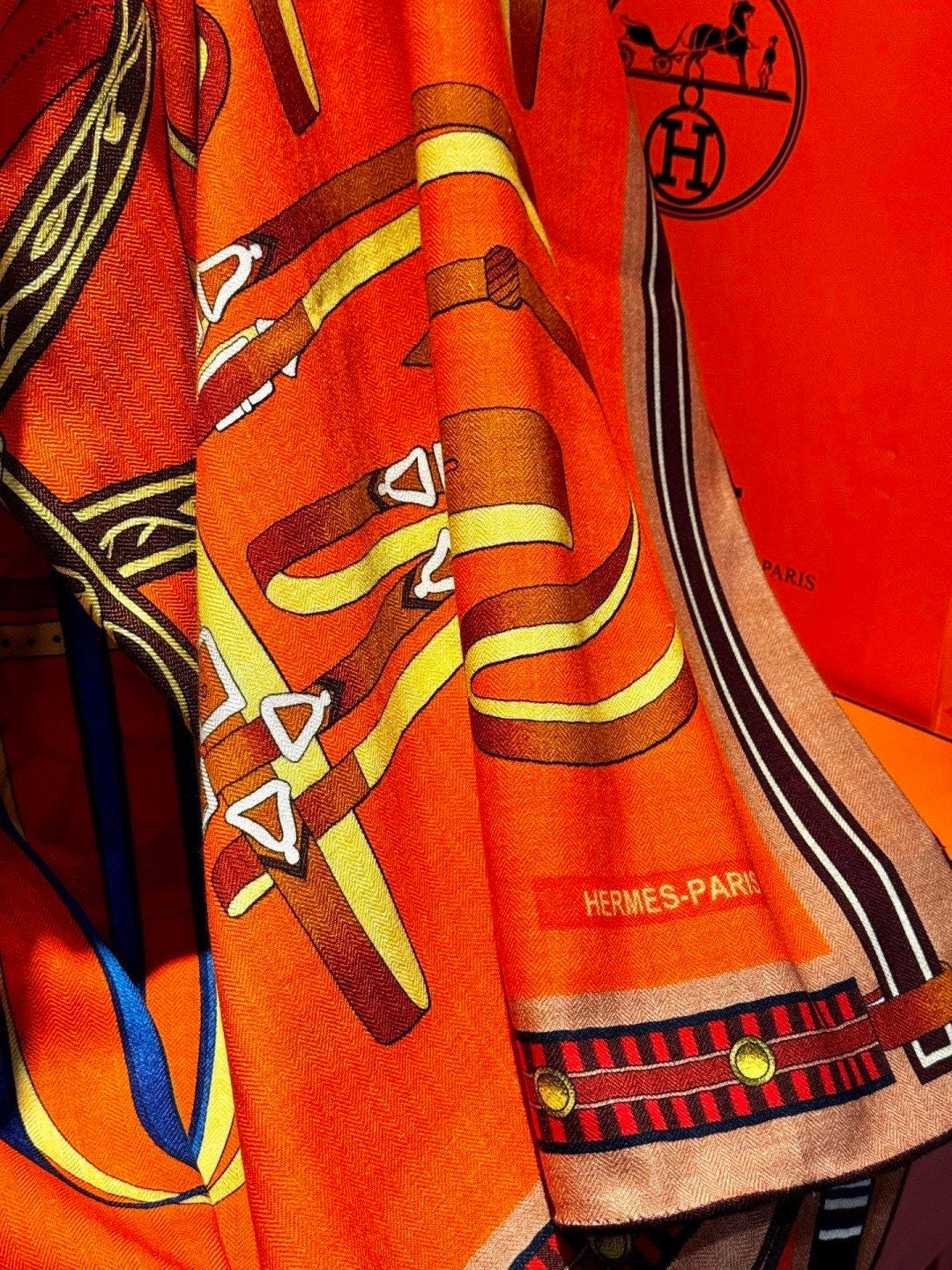 HM Scarf 140x140 Colorful Twill Silk Cashmere 566913