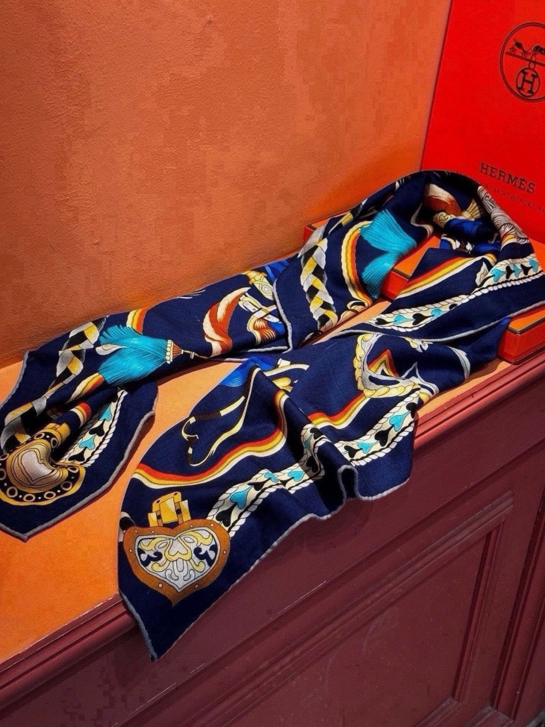 HM Scarf 140x140 Colorful Twill Silk Cashmere 571946