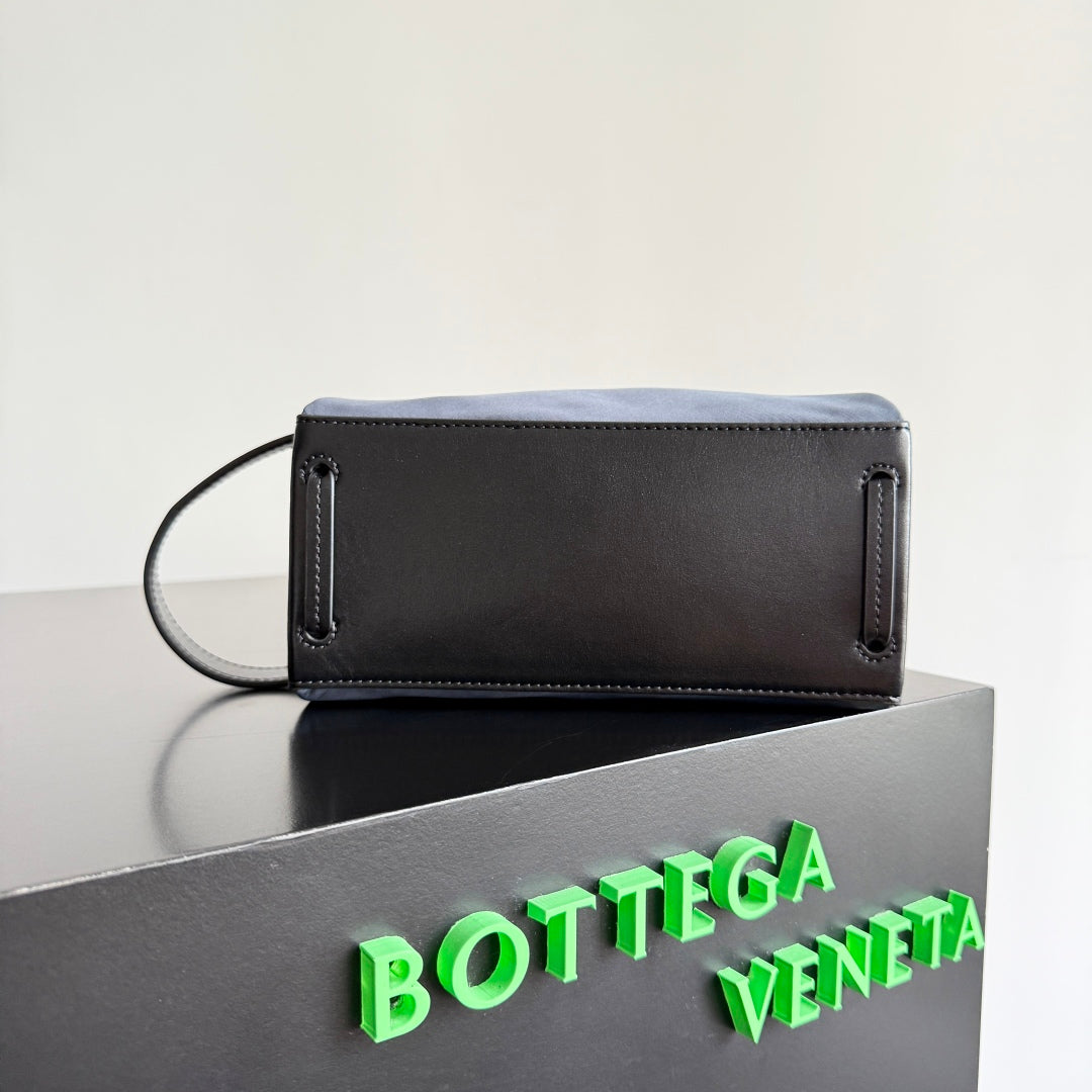 BV Tokyo Wash Bag 20cm Dark Gray Premium Nylon