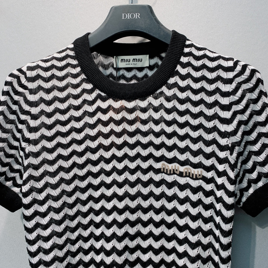 Miu 26s Short-Sleeve T-Shirt Black White Knit 395919
