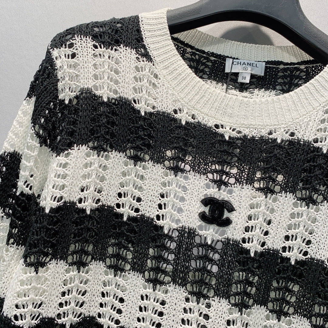 CC 26s Striped Openwork Sweater Black White 406249