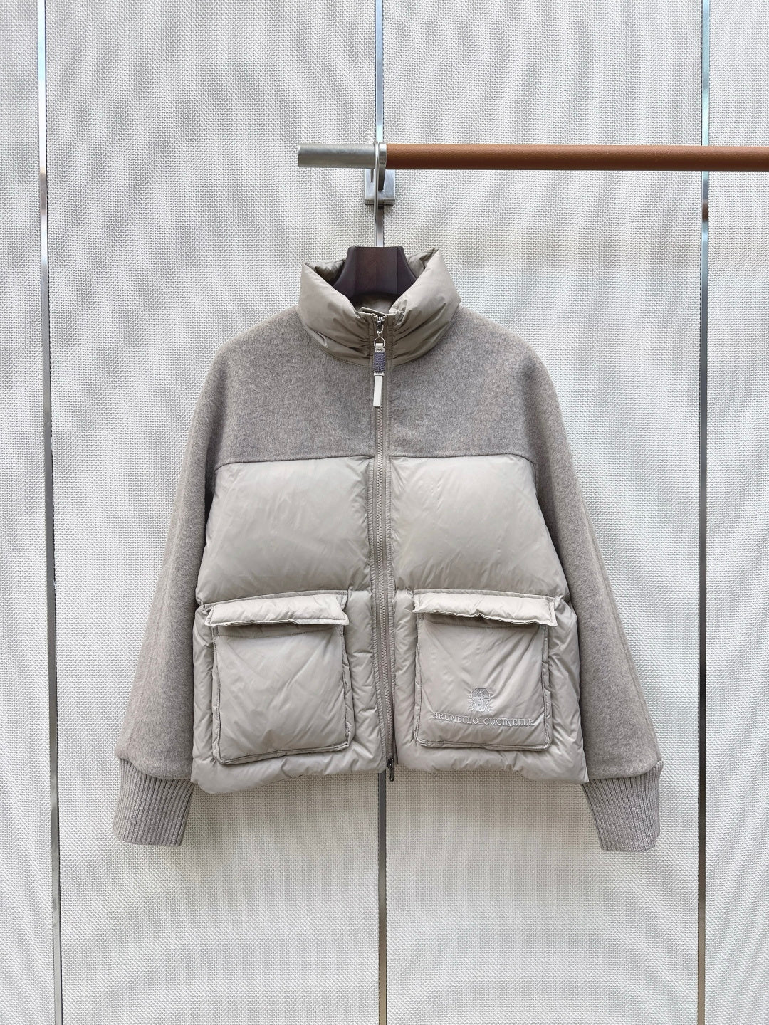 BC 26s Short Puffer Jacket Grey Down Recycled Nylon Fabric 419319
