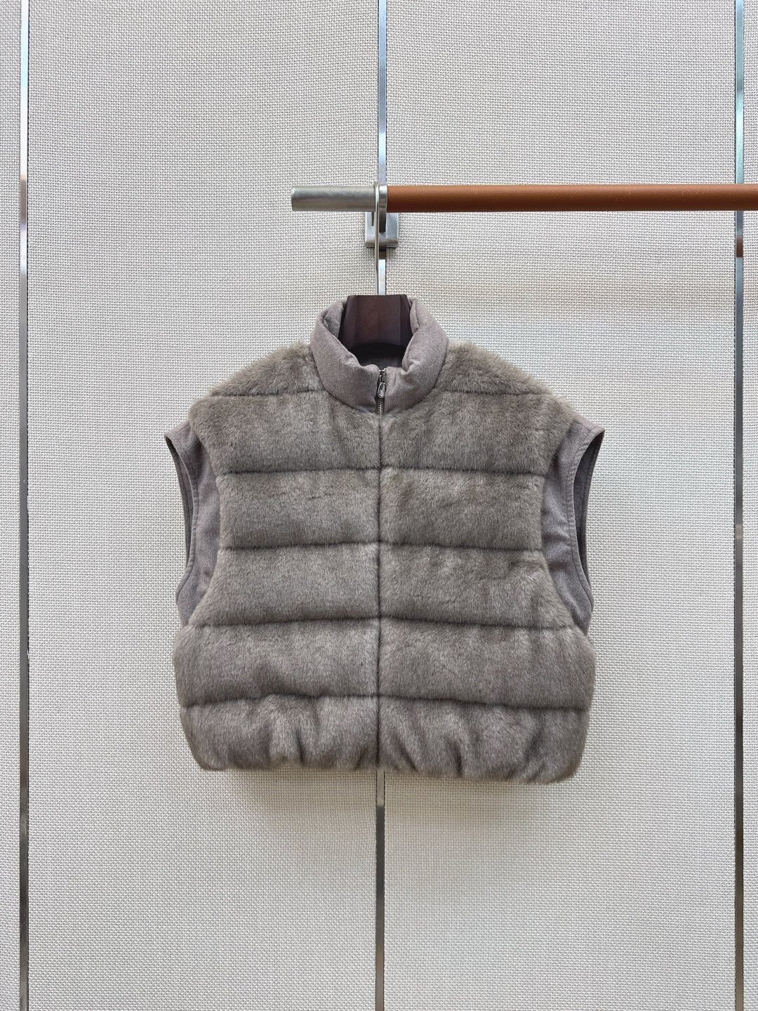 BC 26s Down Vest Grey Goose Down Filling Plush Fabric 419303