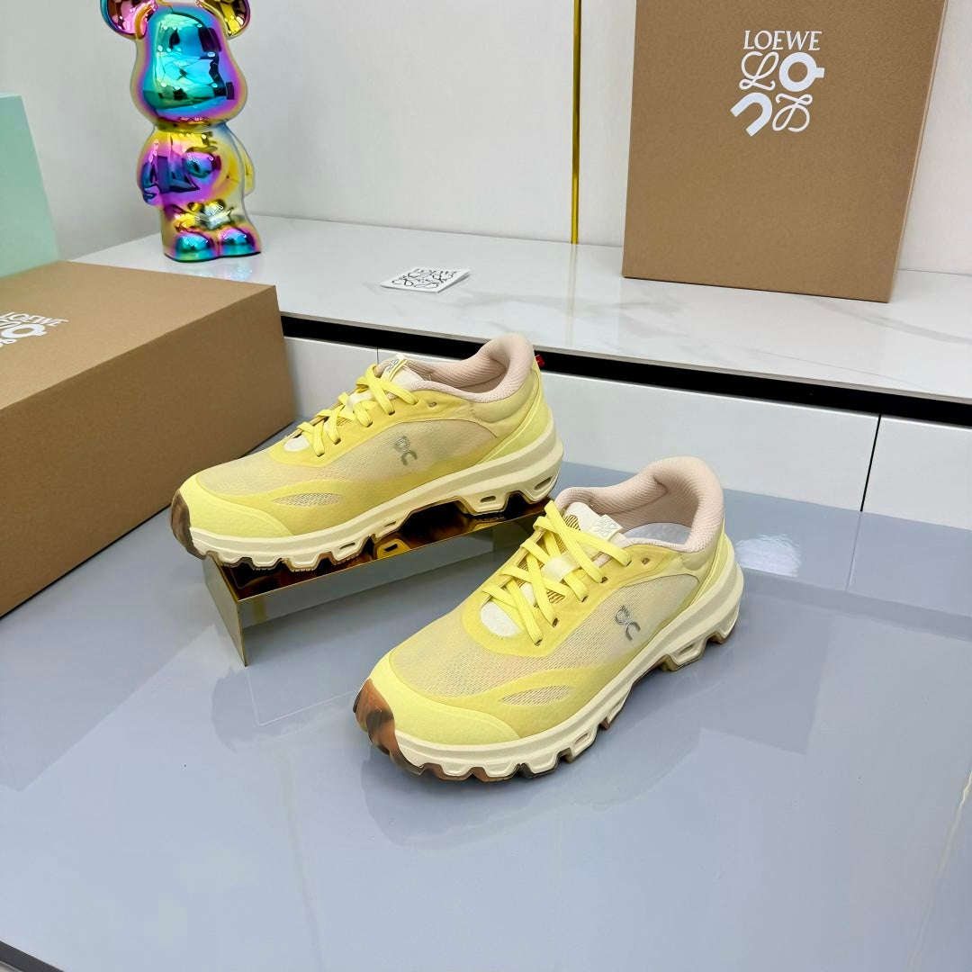 Loewe 26s Cloudsolo Sneakers Light Yellow Mesh