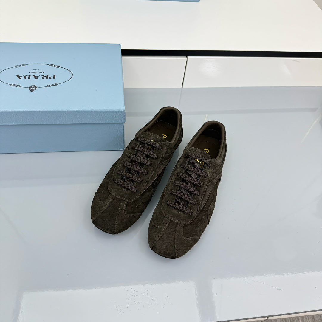 Prada 26s Montecarlo Re-Edition Sneakers Taupe Suede 986632