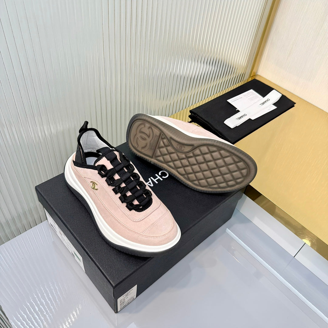 CC 26s Casual Sneakers Light Pink Suede 928038