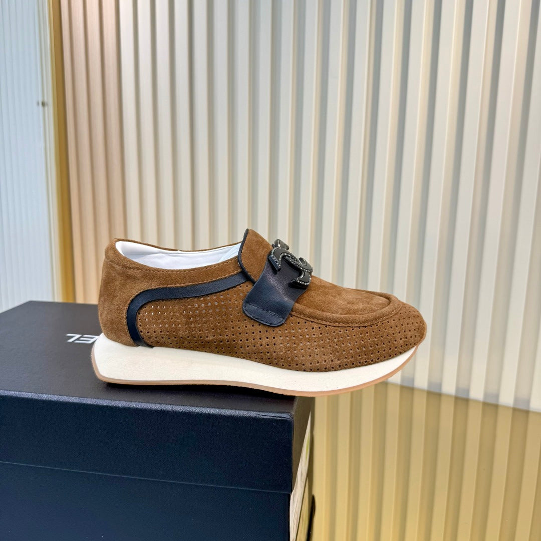 CC 26s Casual Sneakers Brown Suede 927079