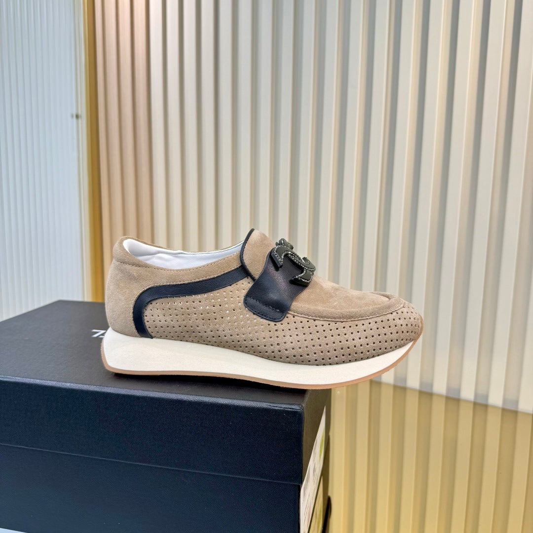 CC 26s Casual Sneakers Beige Suede 927080