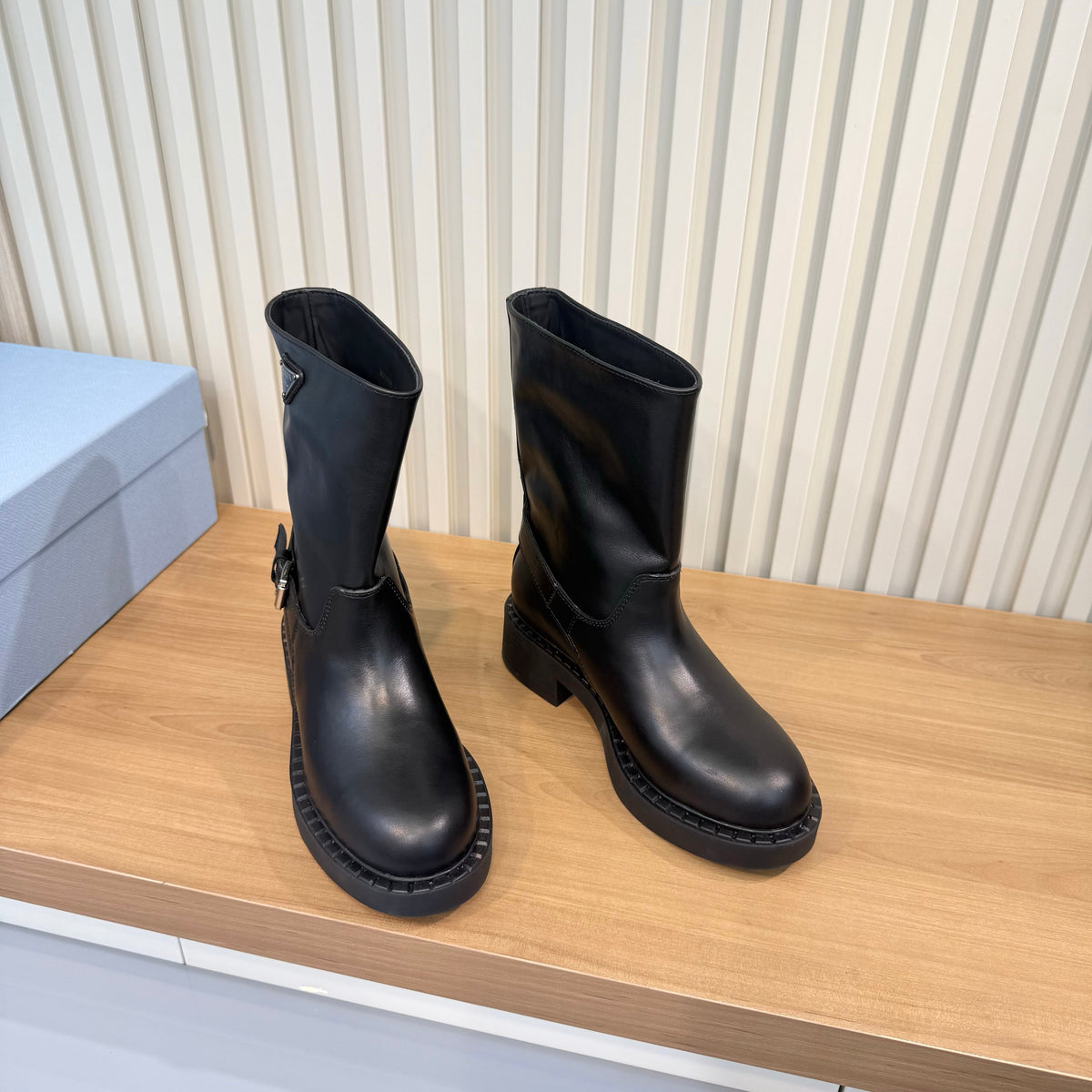 Prada 26s Mid-Calf Boots Black Leather 140456