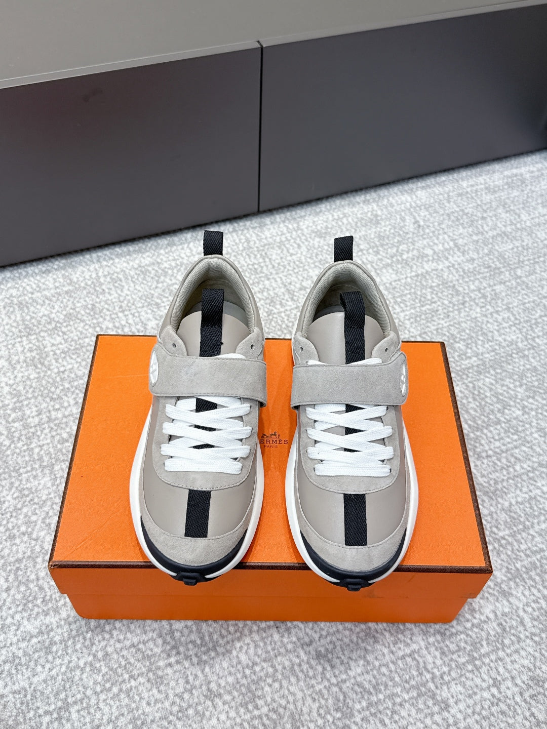 HM 25s Loop Sneaker Gray Suede Lamskin 462189