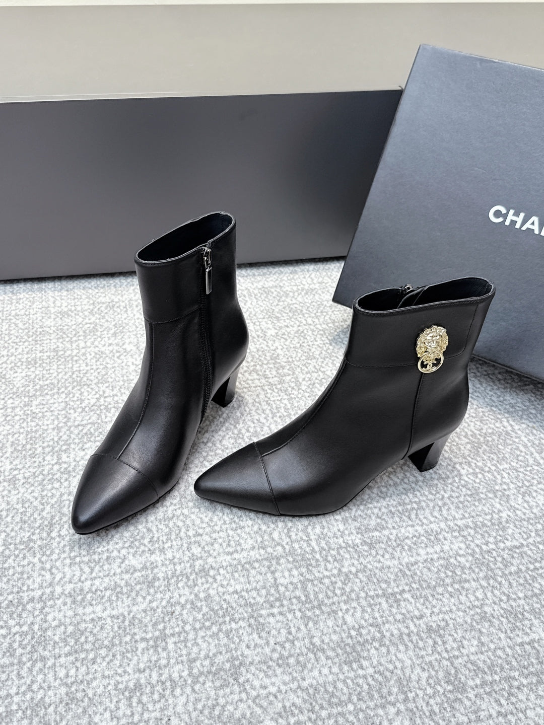 CC 2025s Lion Pointed Toe Ankle Boots 50mm Black Sheepskin 461623