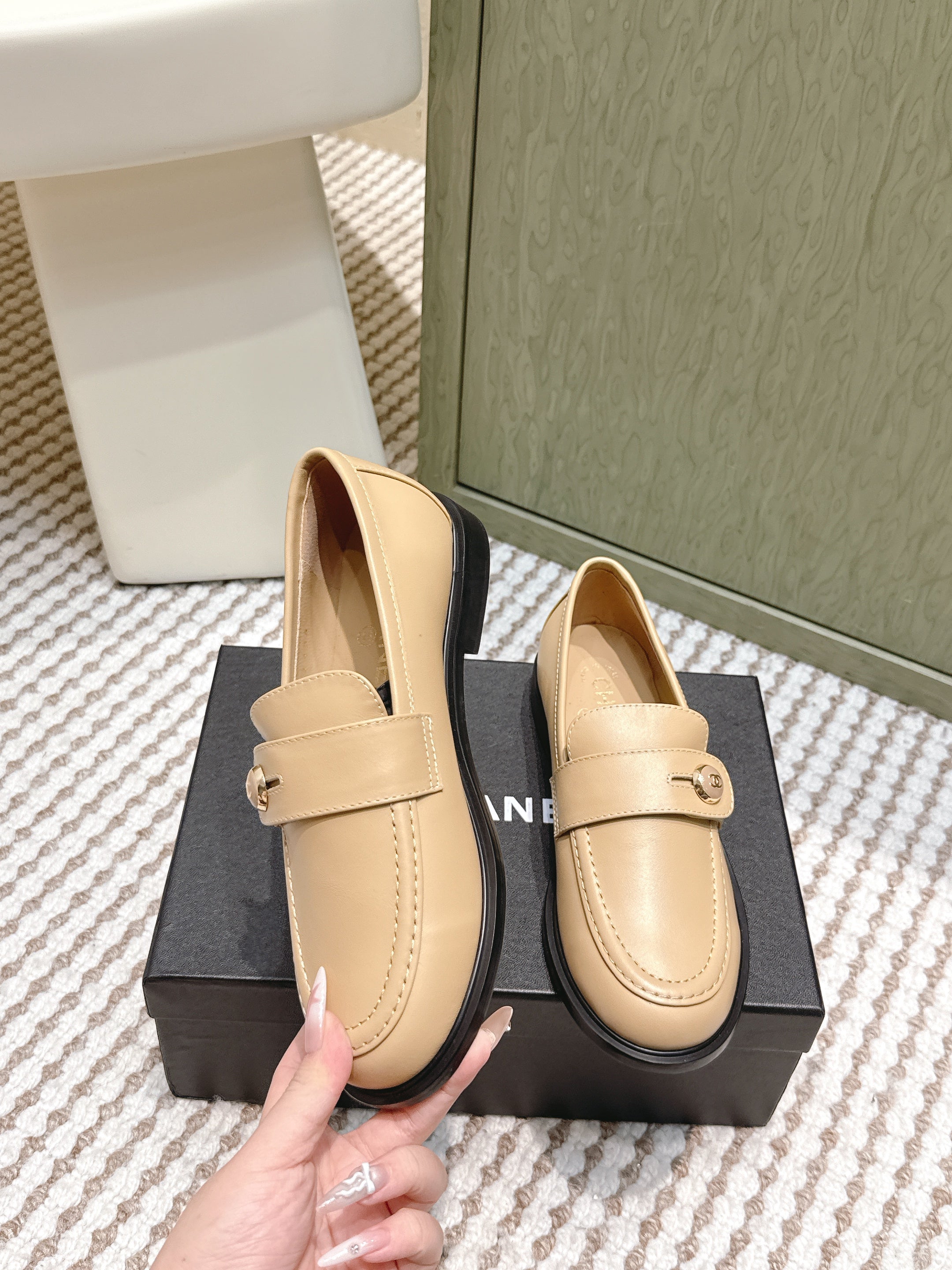 CC 26SS Loafers 3cm Beige Cowhide 653490