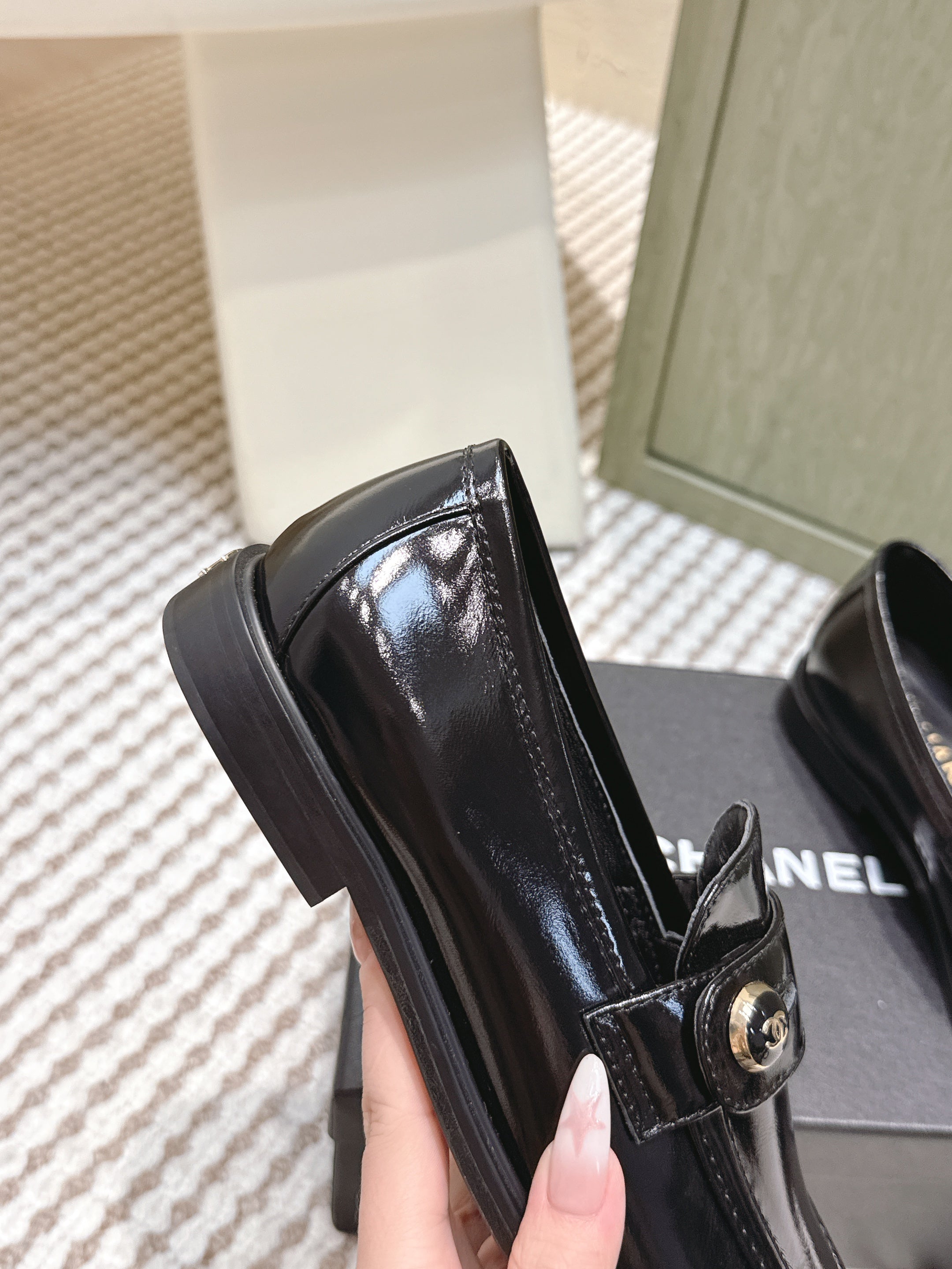 CC 26SS Loafers 3cm Black Patent Leather 653491