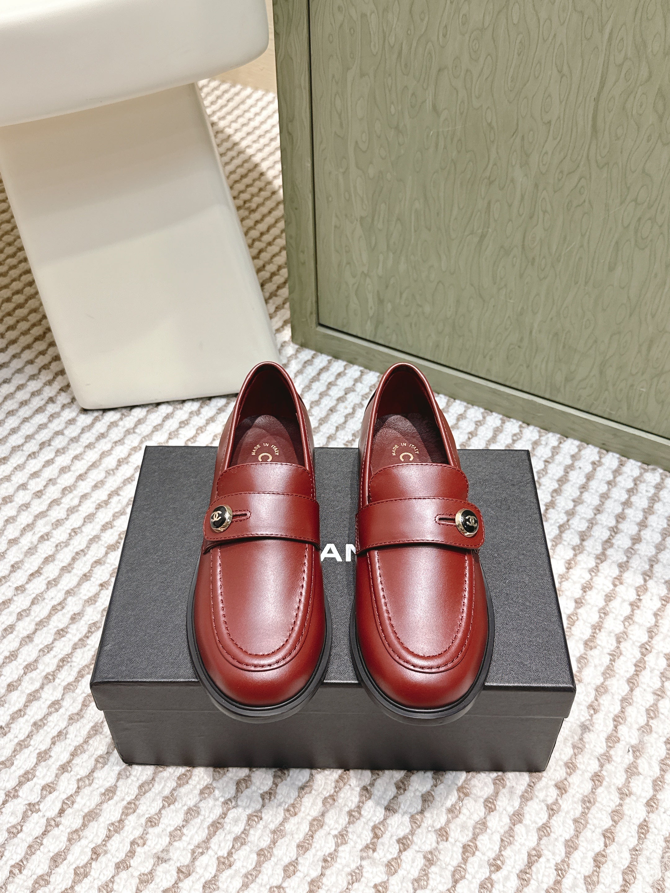 CC 26SS Loafers 3cm Burgundy Cowhide 653499