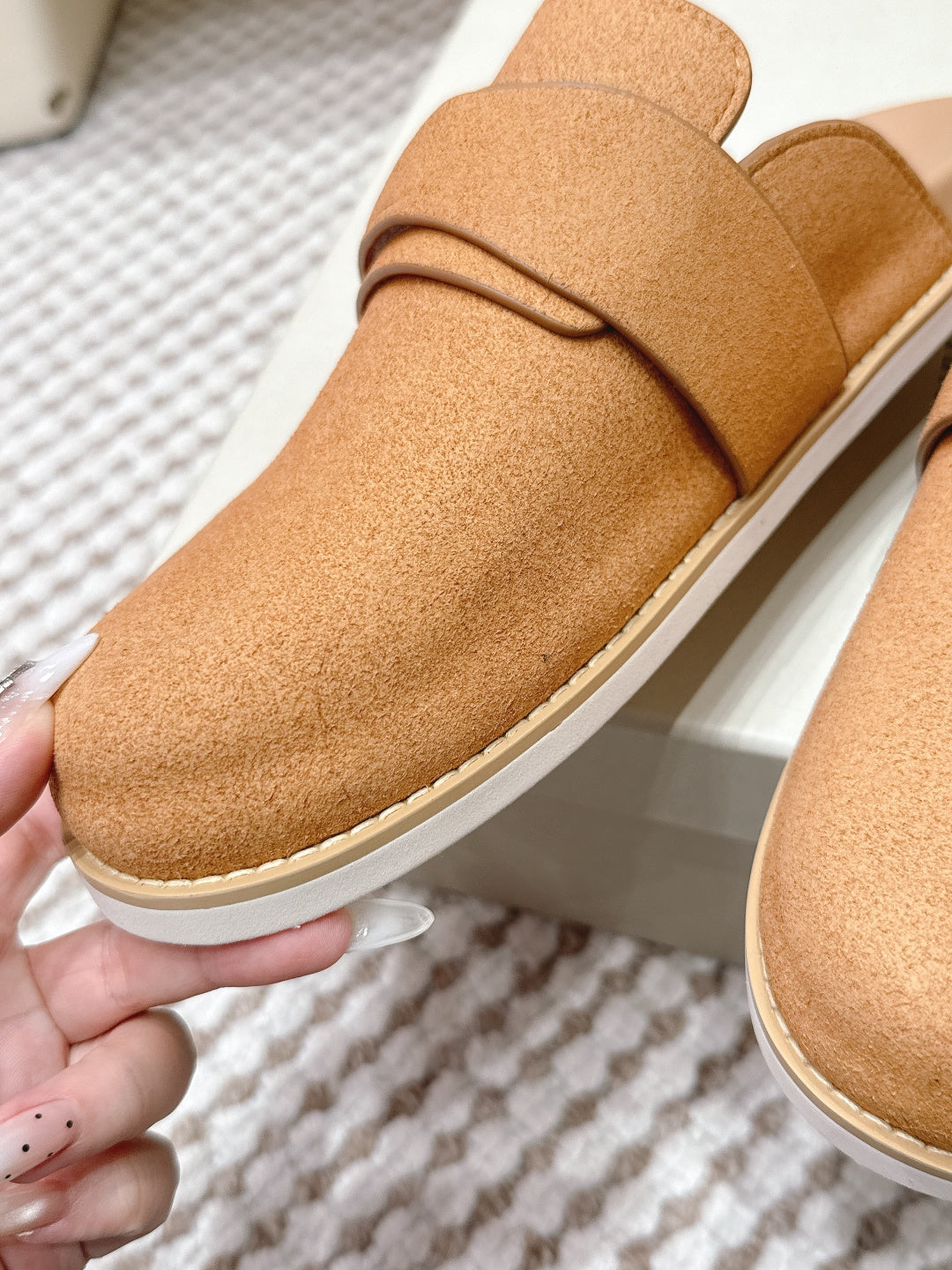 Brunello 26s Closed-Toe Men's Slippers Light Brown Suede 612234
