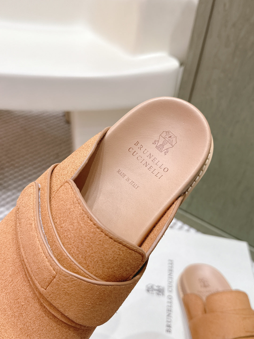 Brunello 26s Closed-Toe Men's Slippers Light Brown Suede 612234