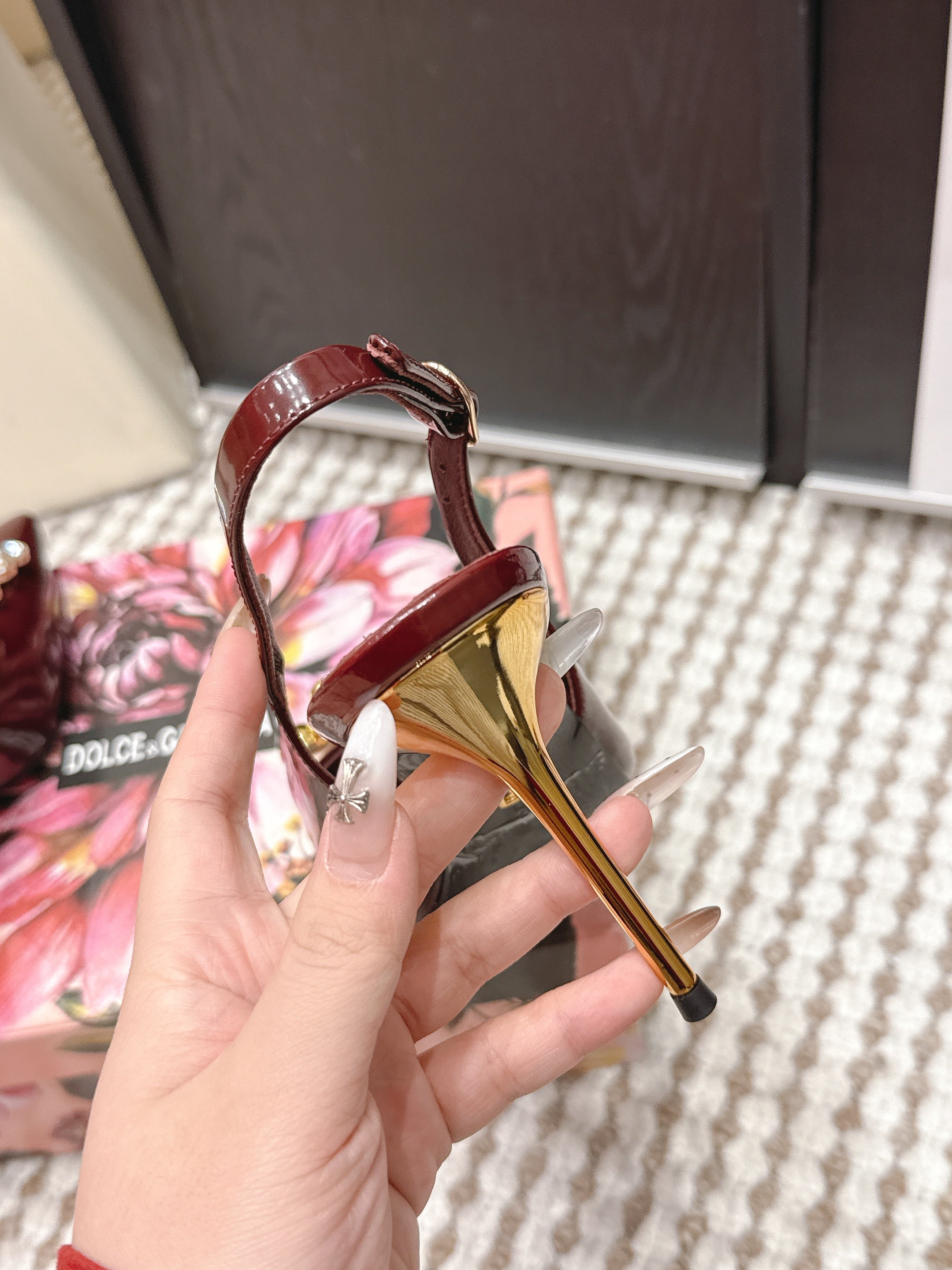 DG Rainbow Slingbacks Burgundy Patent Leather 663070