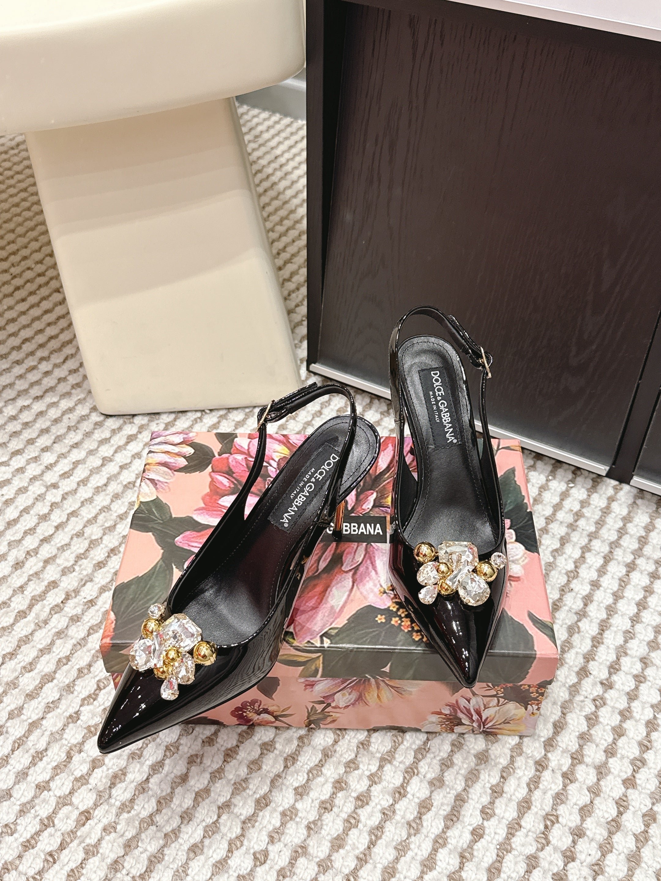 DG Rainbow Slingbacks Black Patent Leather 663071