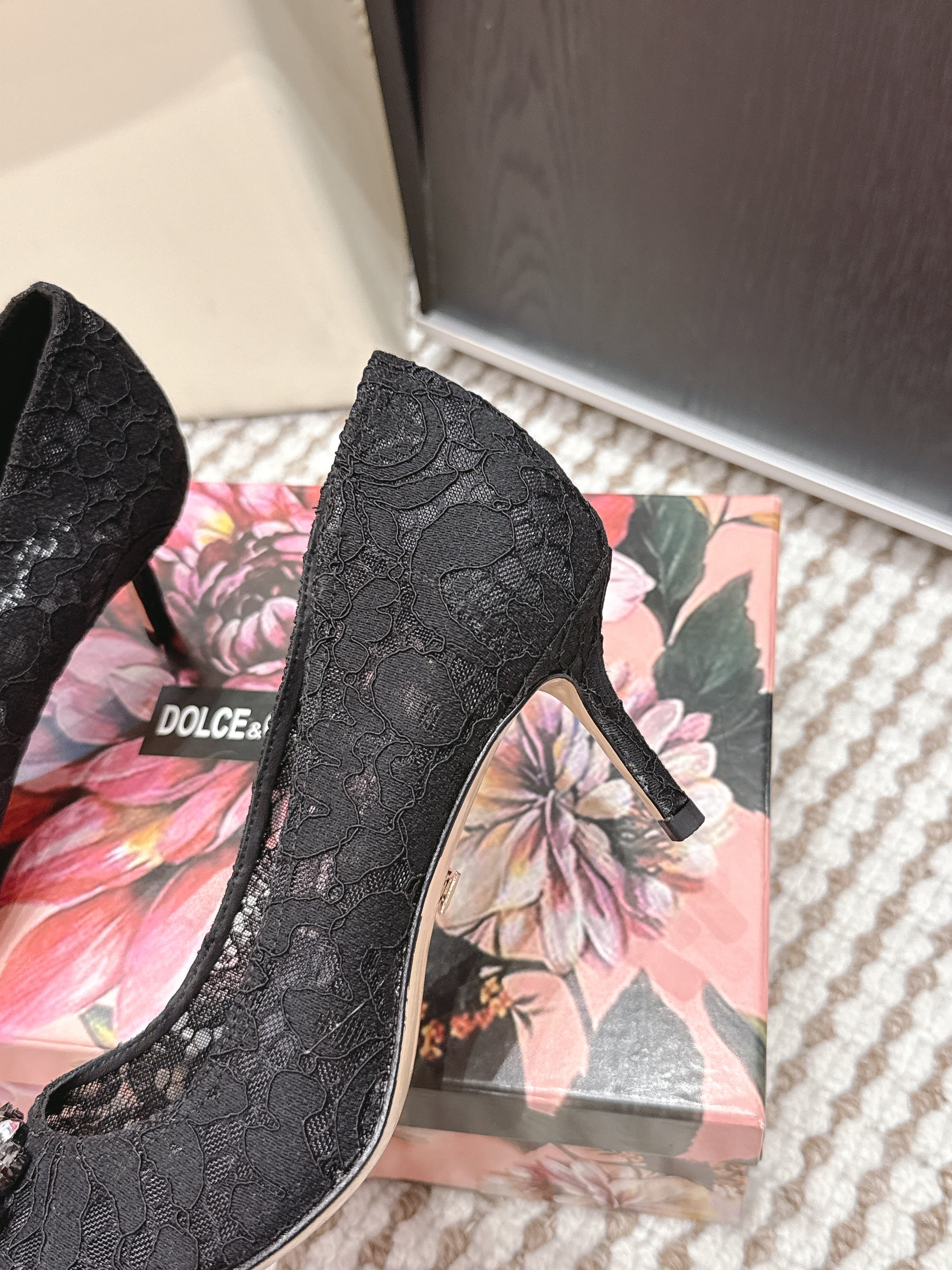 DG Pumps Crystals 6.5cm Black Taormina Lace 663079