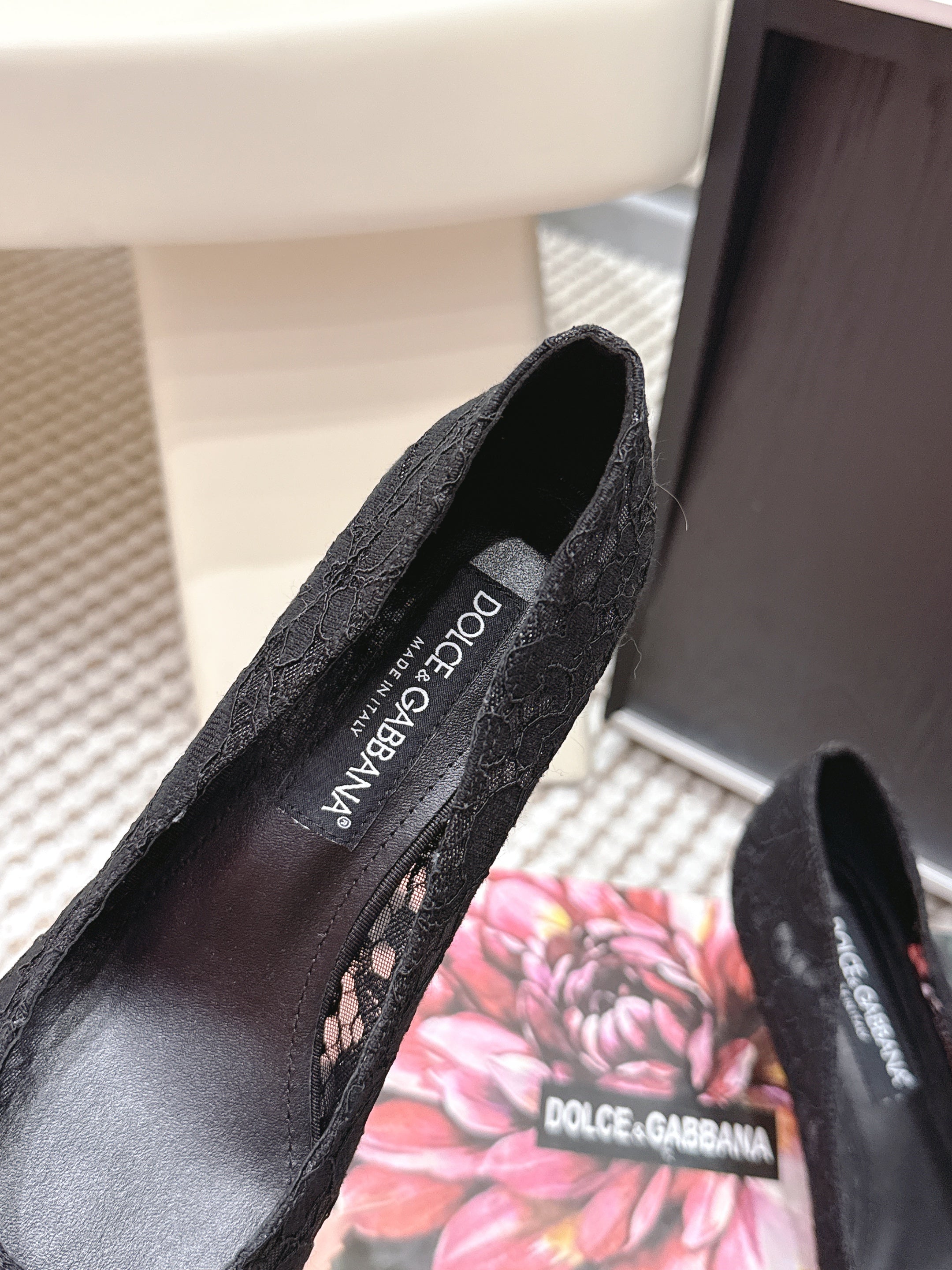 DG Pumps Crystals 6.5cm Black Taormina Lace 663079
