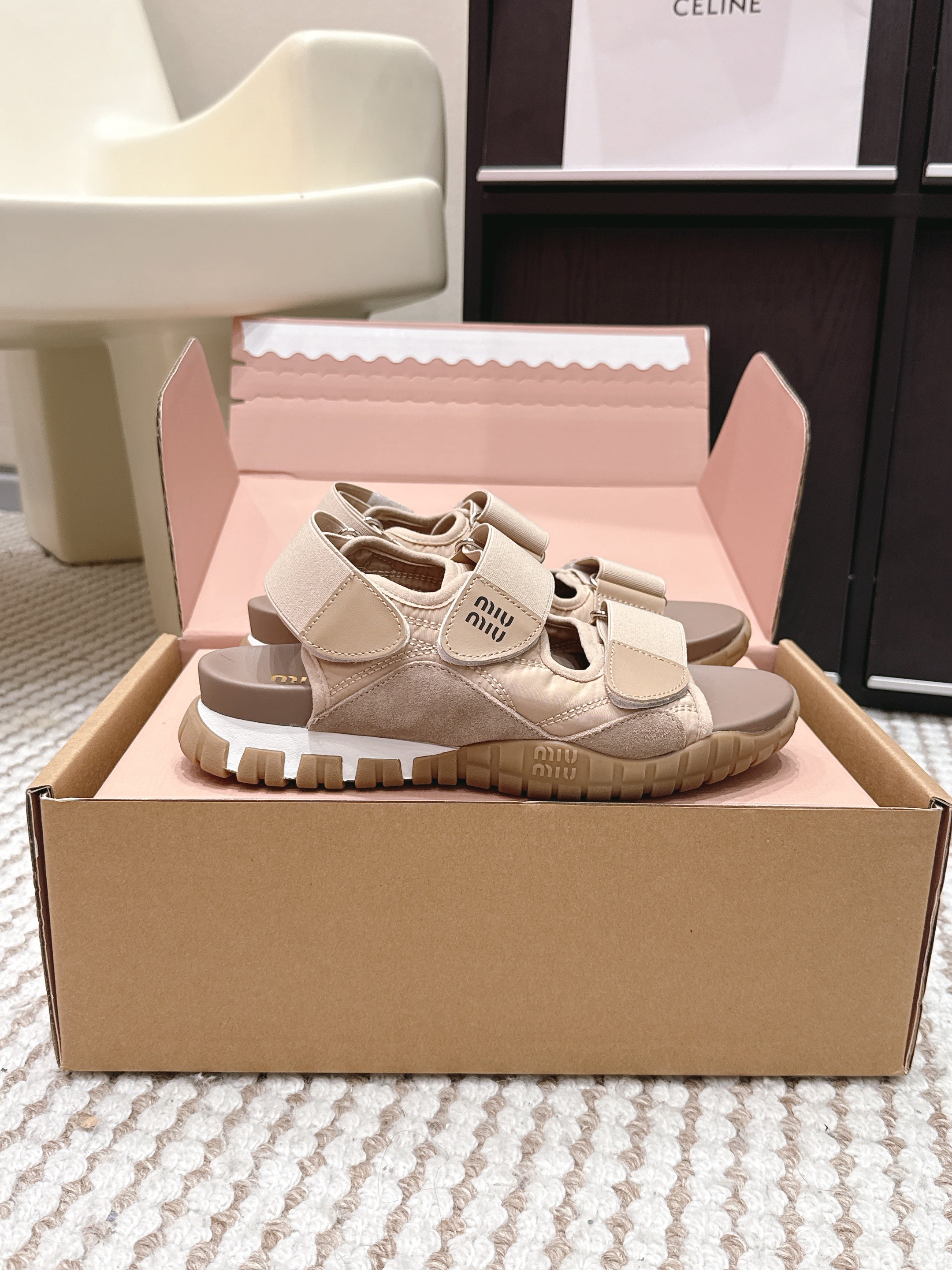 Miu 26s Velcro Sandals Light Brown Nylon Suede 632331