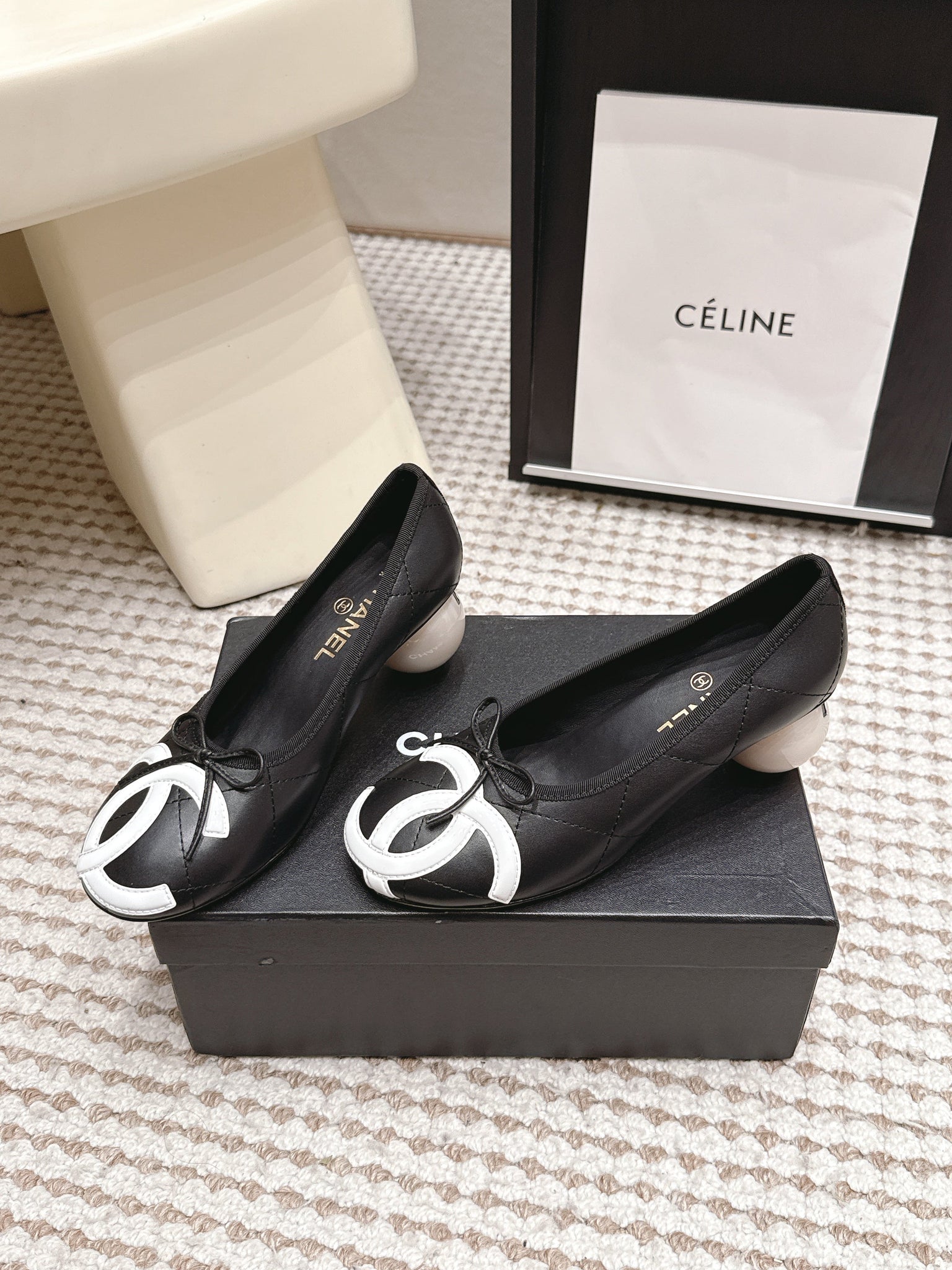 CC 26s Pearl High Heels 5.5cm Black Calfskin