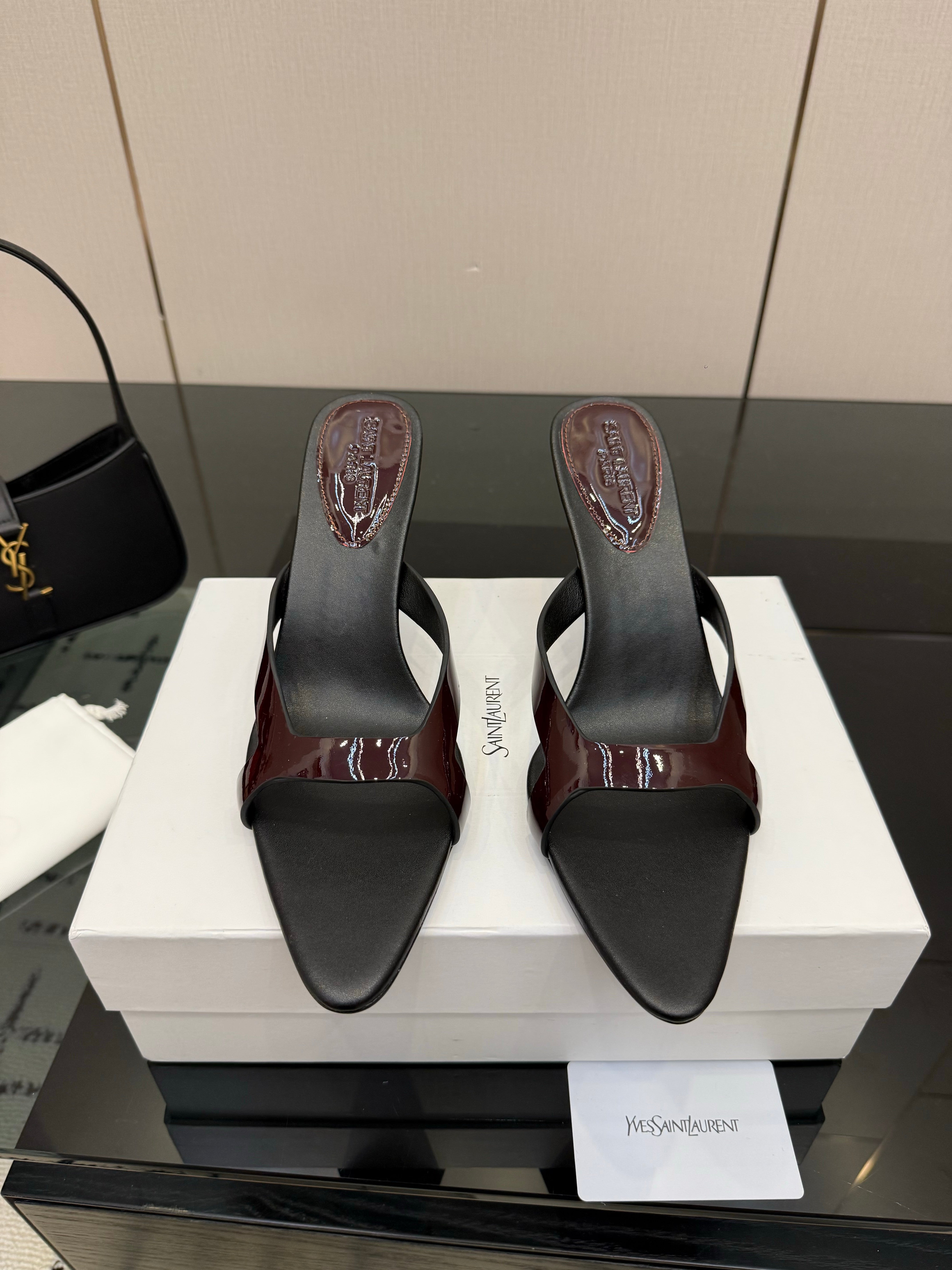 YSL Sandal 9cm Black Burgundy Cowhide 828246