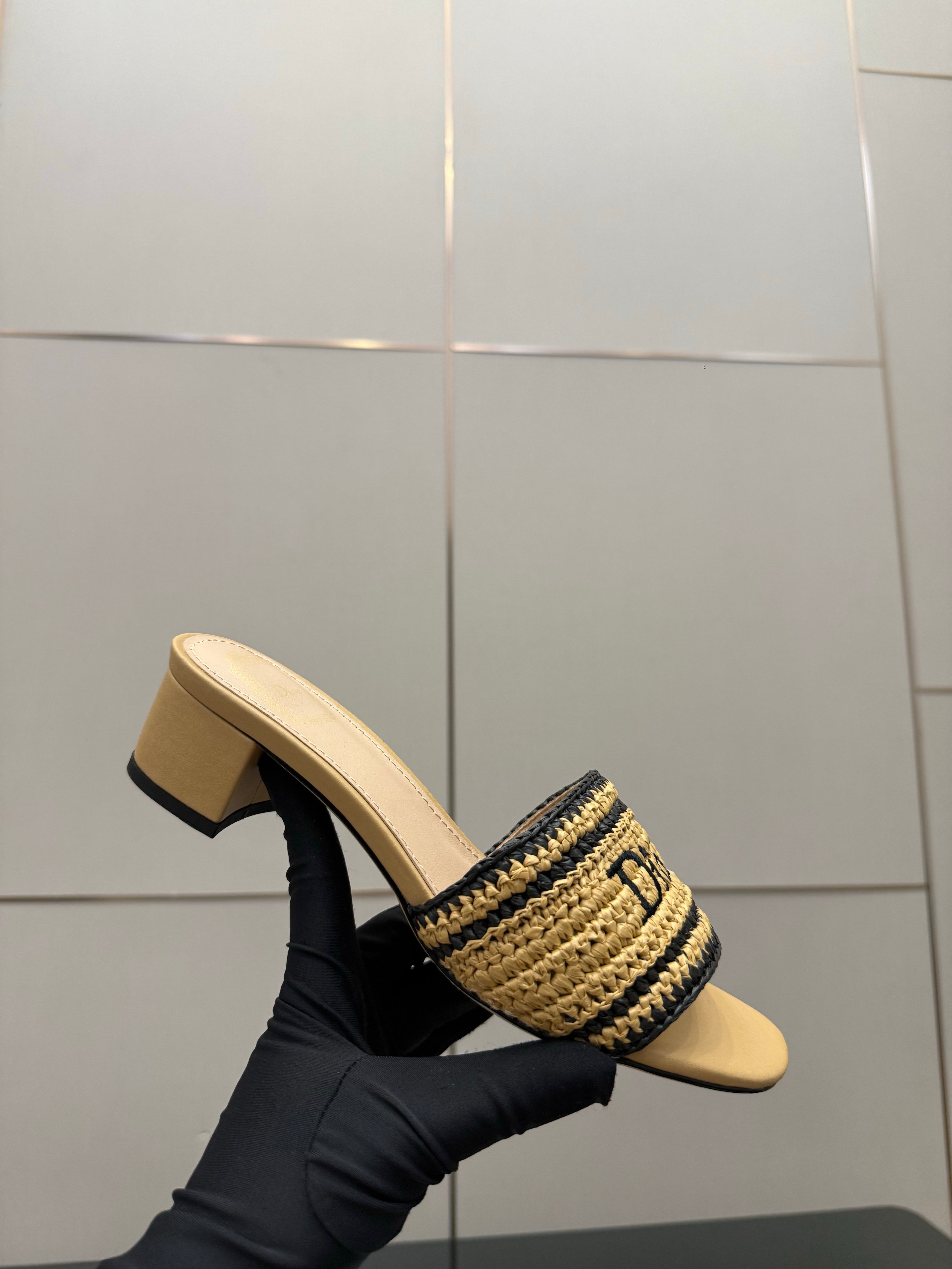 CD Dioriviera Woven Slides 4cm Beige Fabric Goatskin 828263