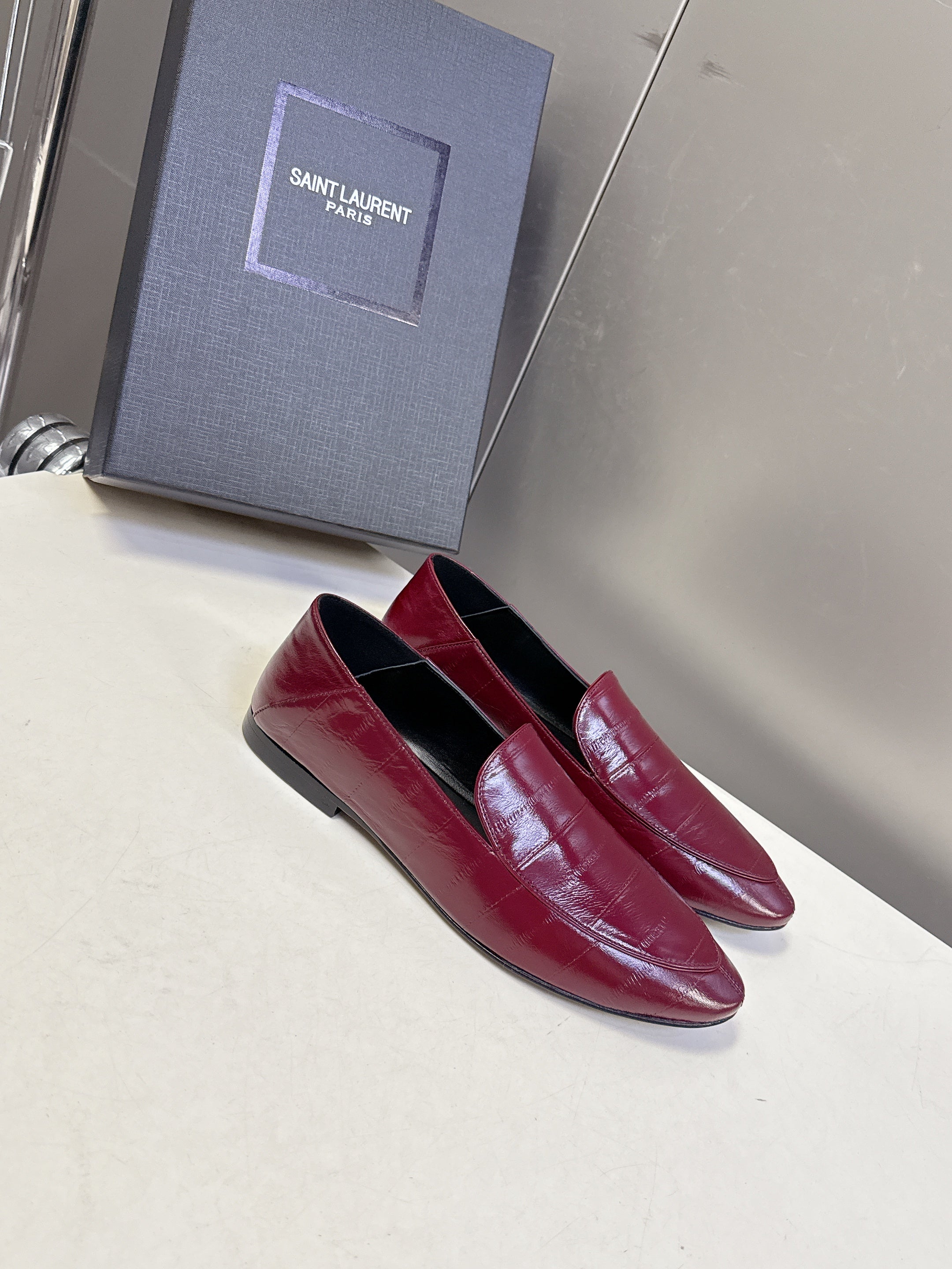 YSL 26s Loafer Burgundy Embossed Leather 635585