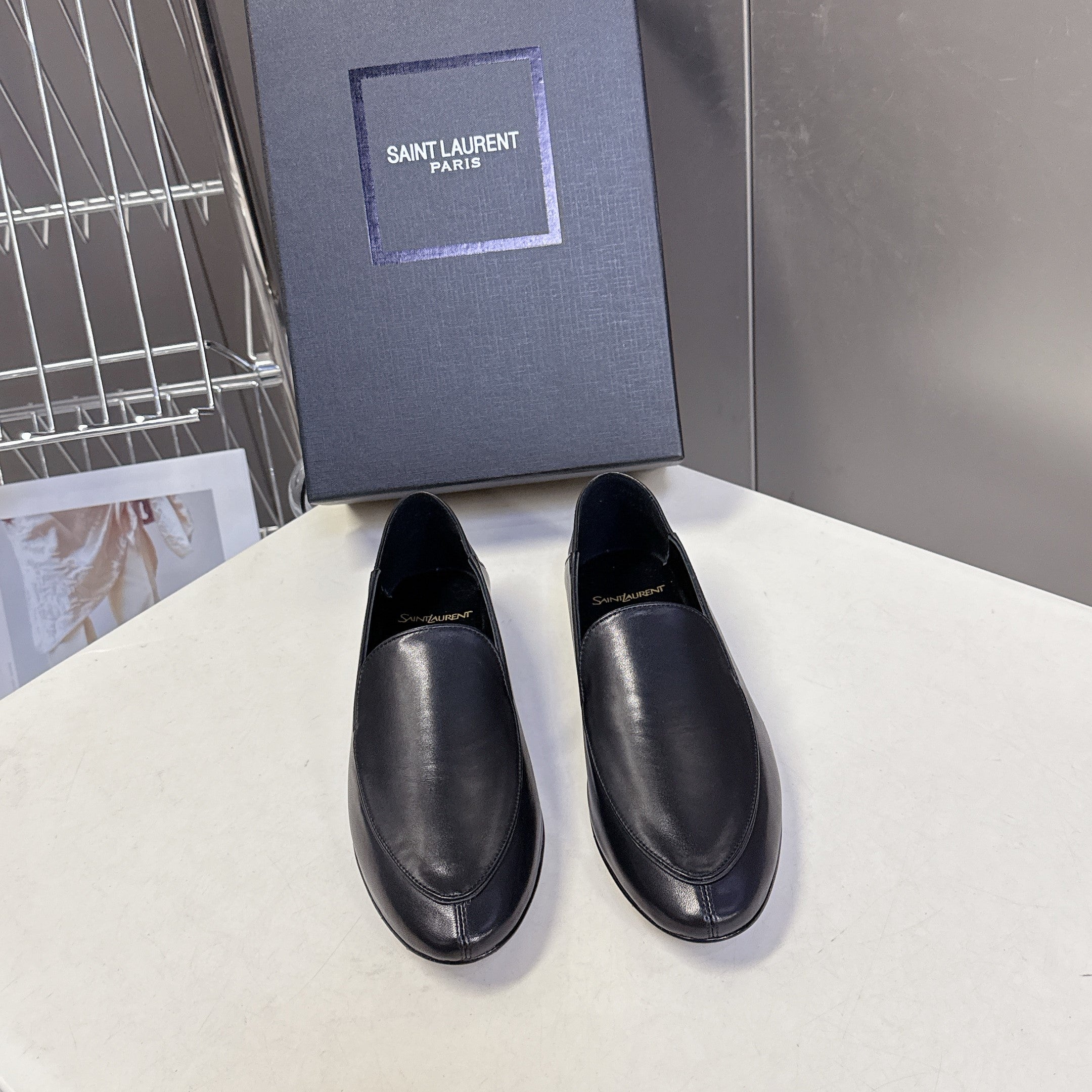 YSL 26s Loafer Black Glossy Leather 635589