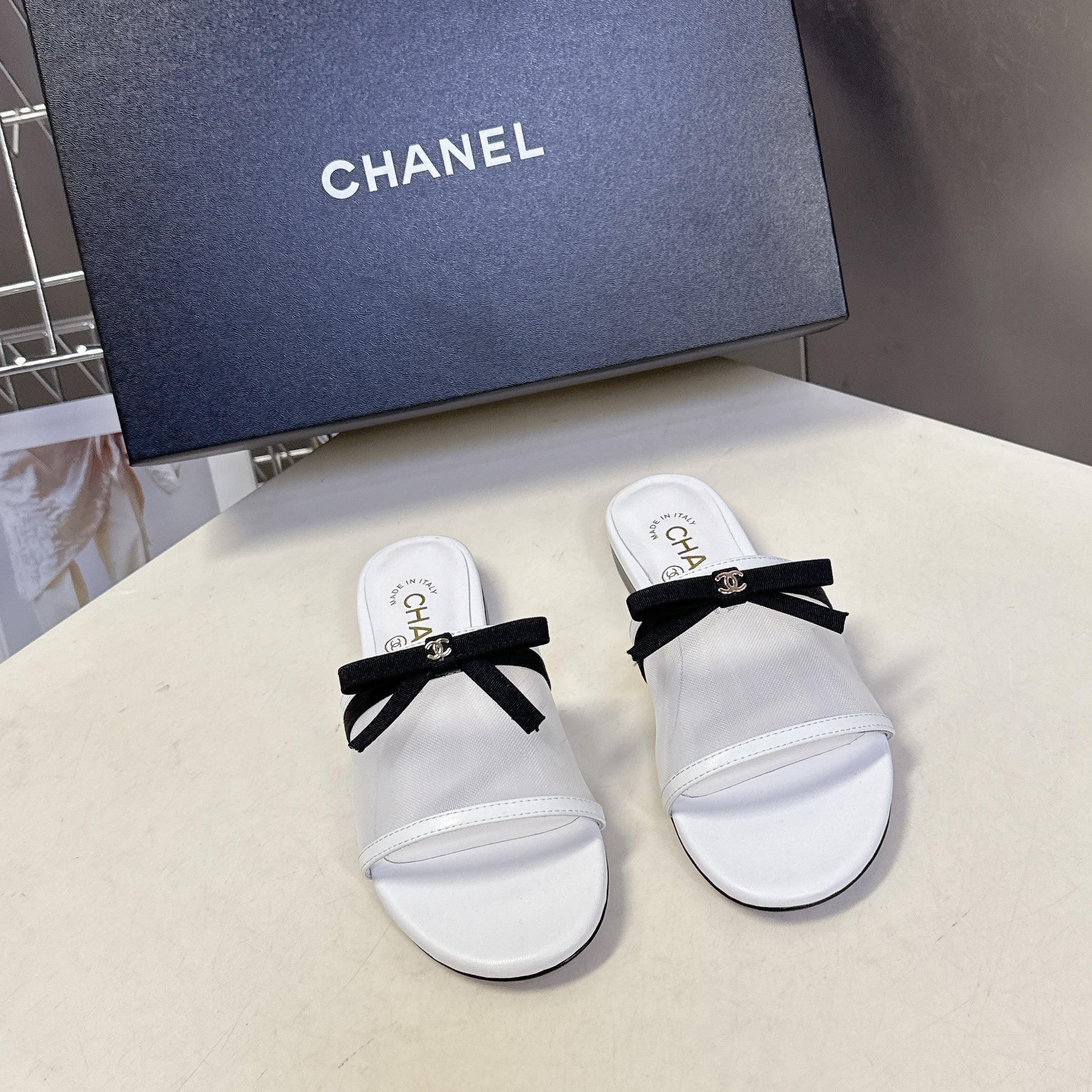 CC Spring Summer 2026 Mules White Mesh Lambskin 635500