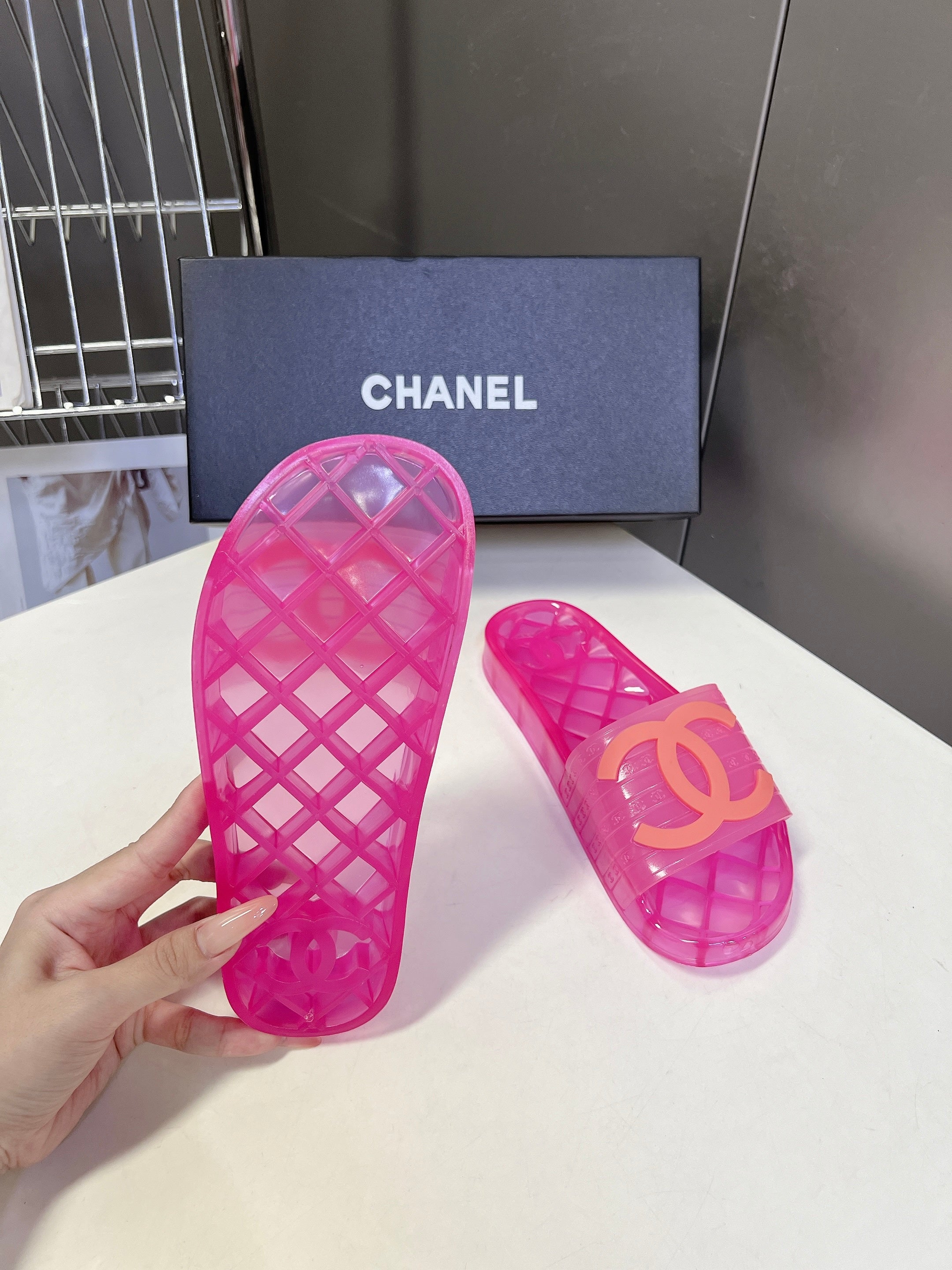 CC 26s Flat Slide Sandals Pink PVC Transparent 947933