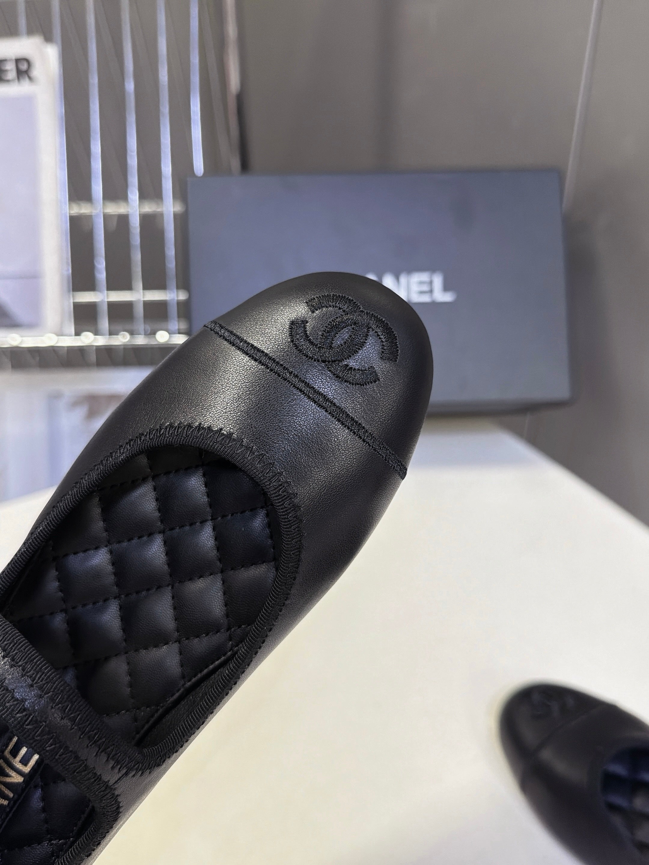 CC 26s Ballet Flats Black Quilted Lamskin 947973