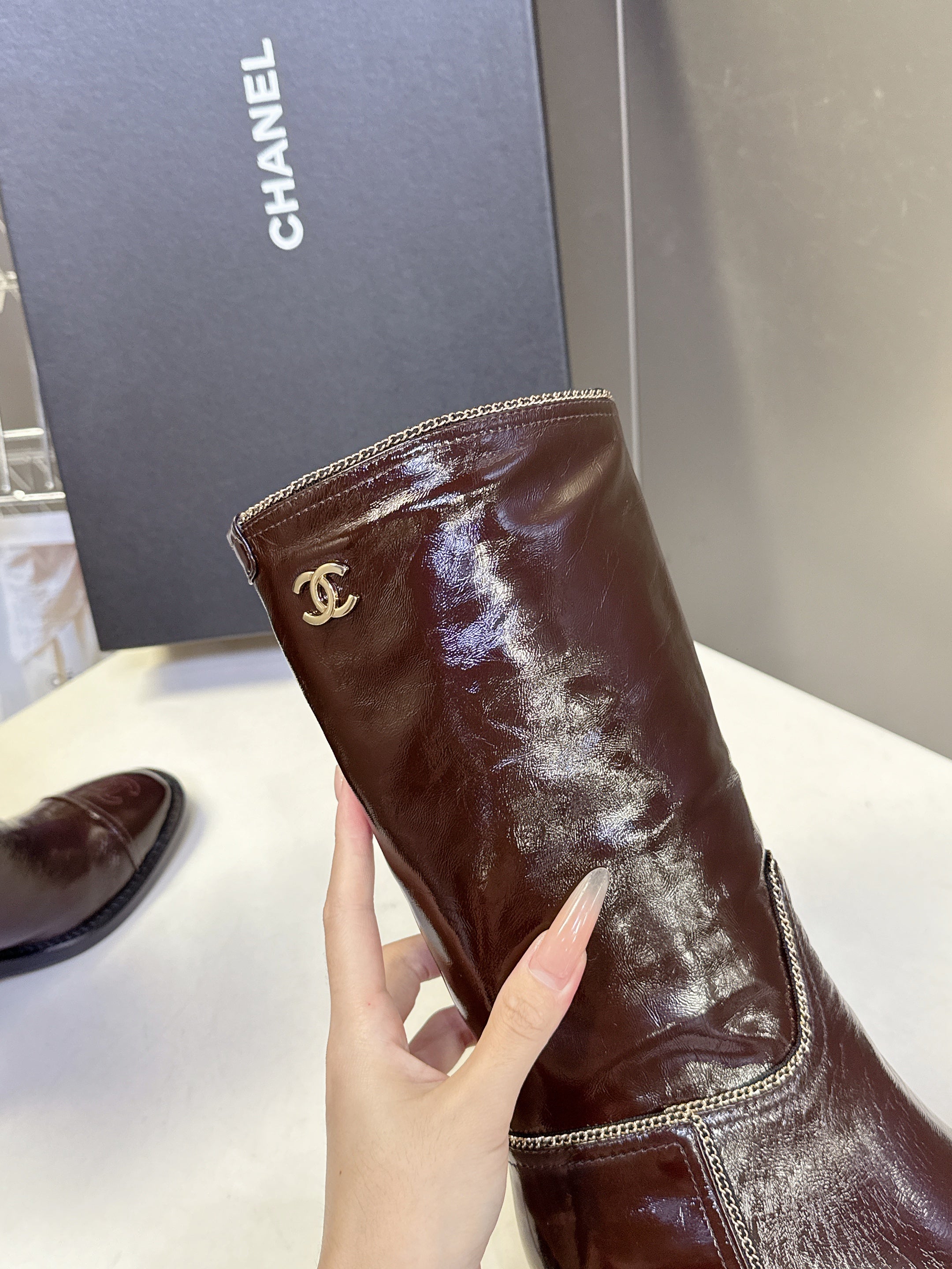 CC 26s Chain-Embellished Long Boots Brown Glossy Lambskin 948053