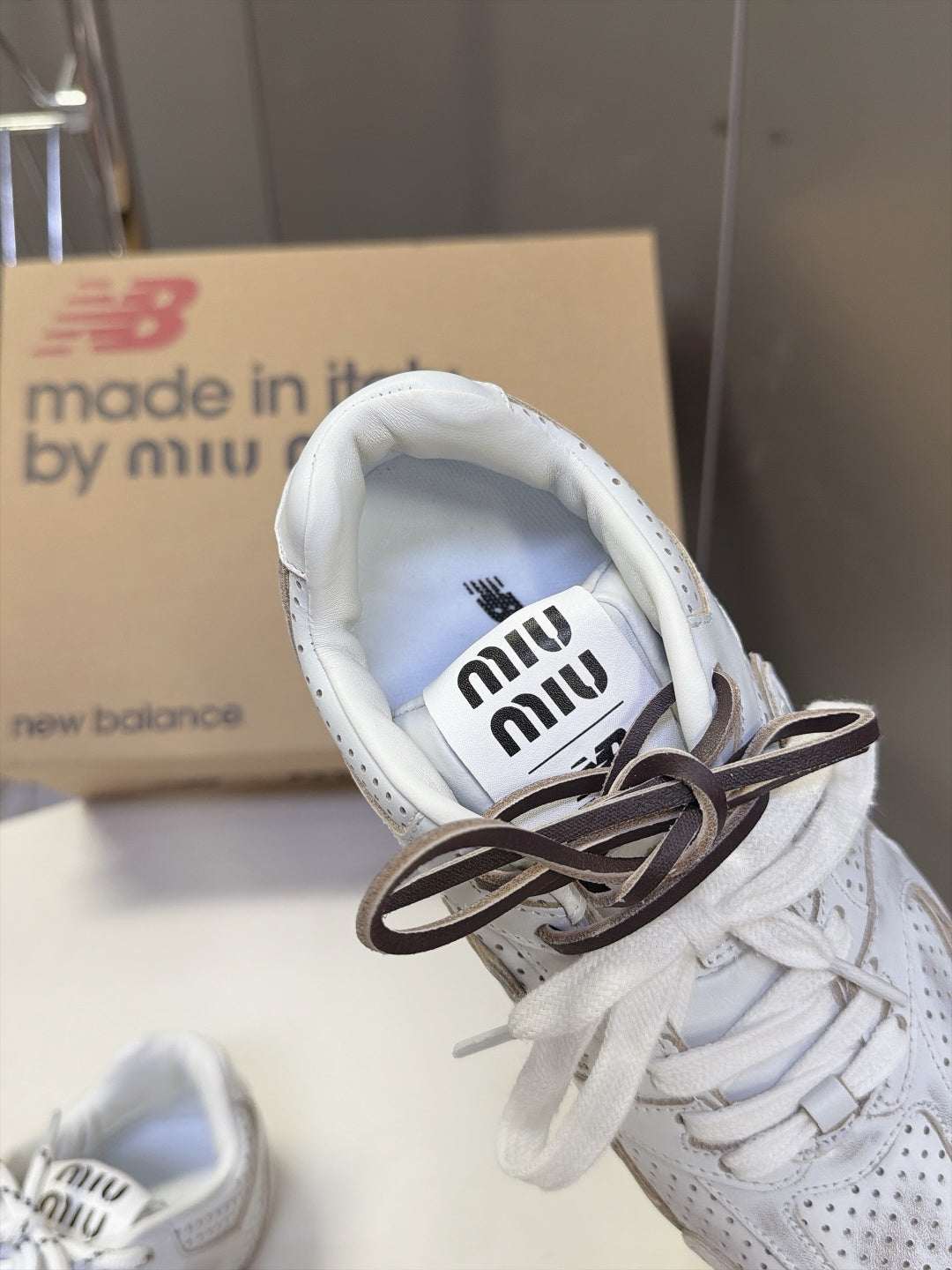 Miu 26s x New Balance 530 Sneaker Off White Perforated Leather 994217