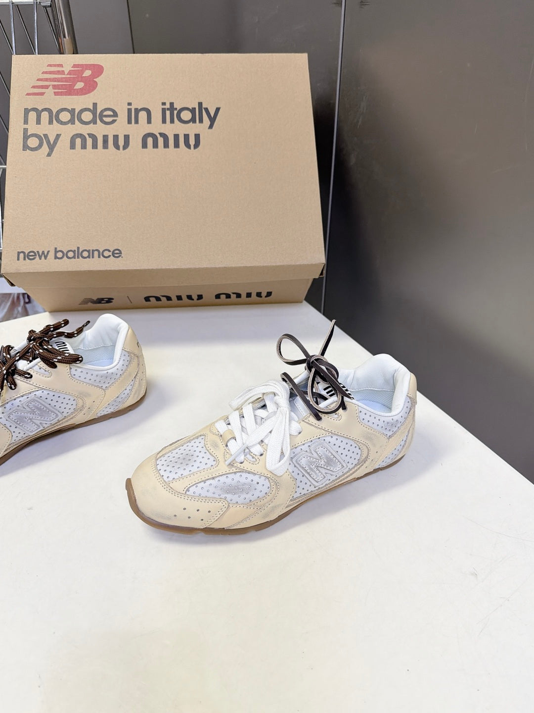 Miu 26s x New Balance 530 Sneaker Beige White Mesh Leather 994215