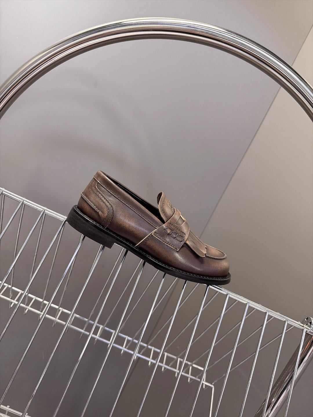 Miu 26s Fringe Loafers Coffee Glossy Leather 994219