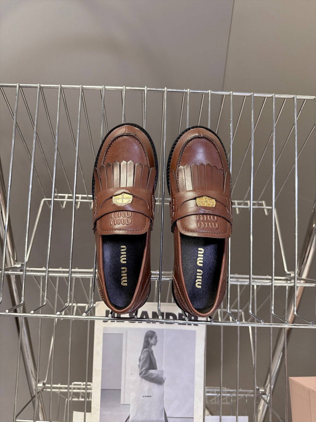 Miu 26s Fringe Loafers Chocolate Glossy Leather 994220