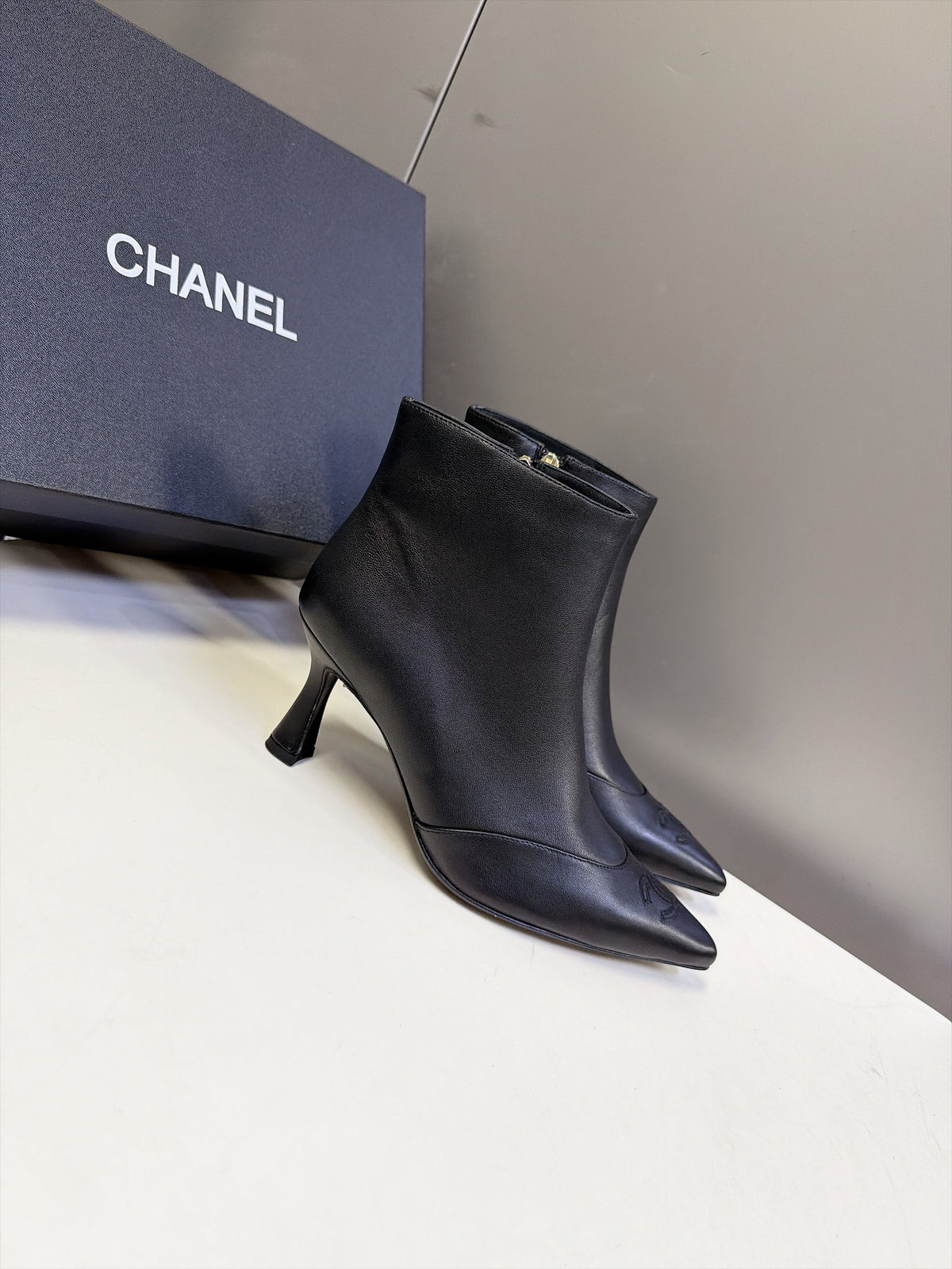 CC 26S Pointed Ankle Boots 5cm Black Smooth Leather 113934