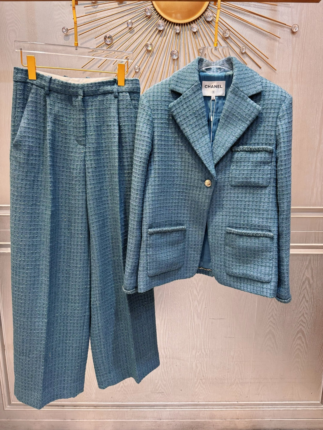 CC 25 Suit Turquoise Tweed 10801090