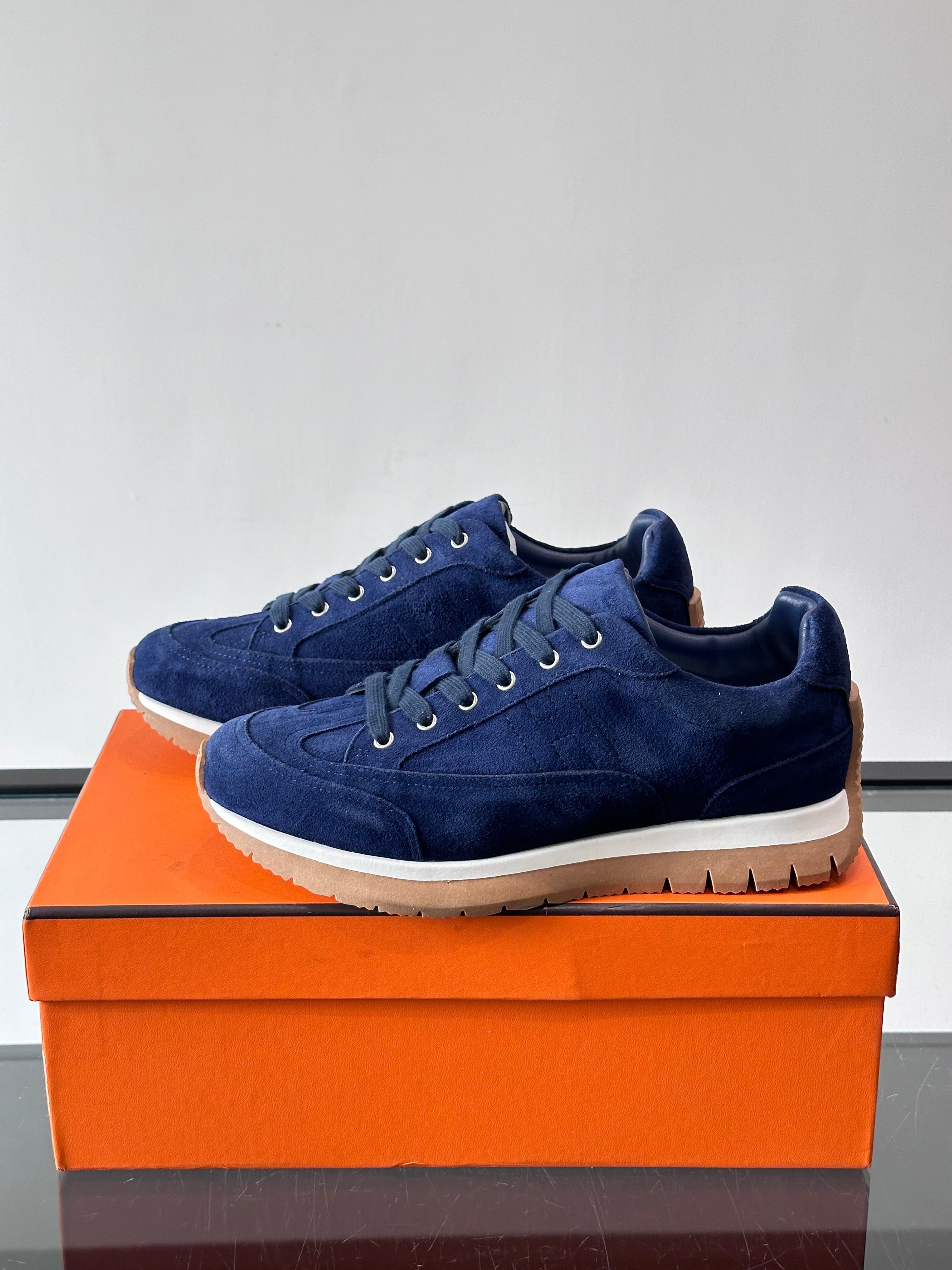 HM Libera Sneaker Dark Blue Suede Calfskin 890446