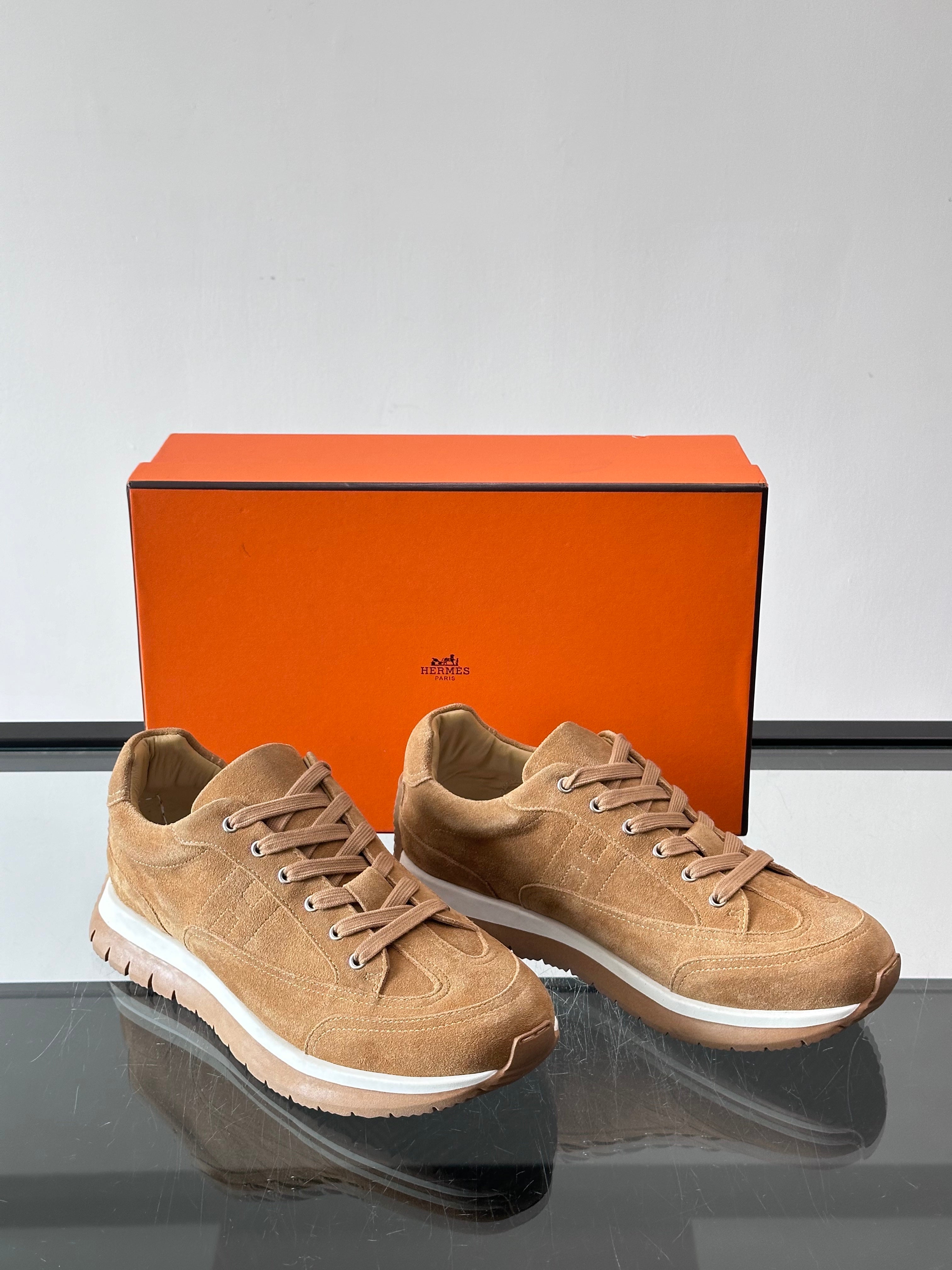 HM Libera Sneaker Beige Albtre Suede Calfskin 890448