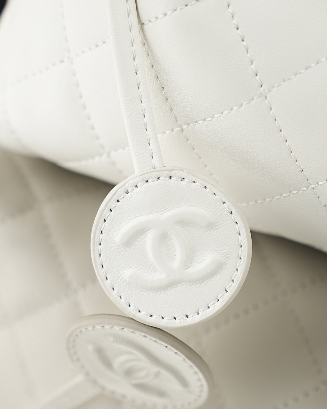 Chanel 2026 Lucky Bag 22cm White Sheepskin