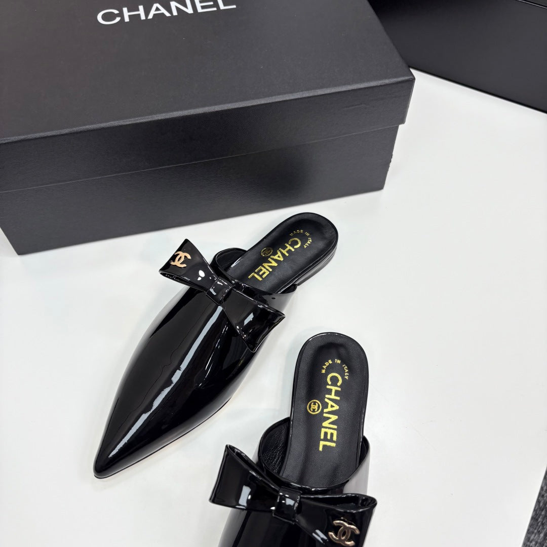 CC 25 Point-Toe Flat Mule Black Patent Calfskin 352472