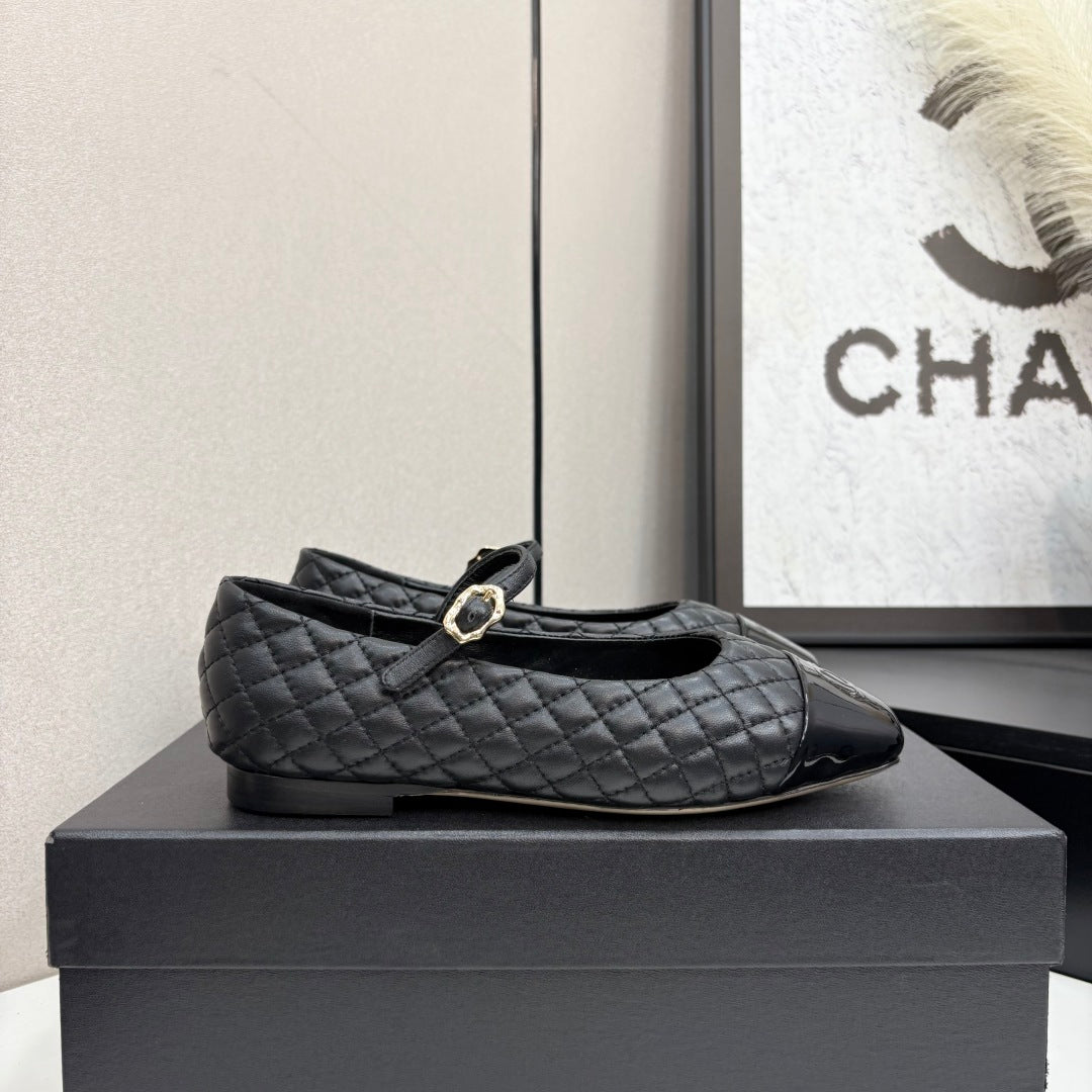 CC 25 Cap-Toe Quilted Mary Janes Black Sheepskin 352462