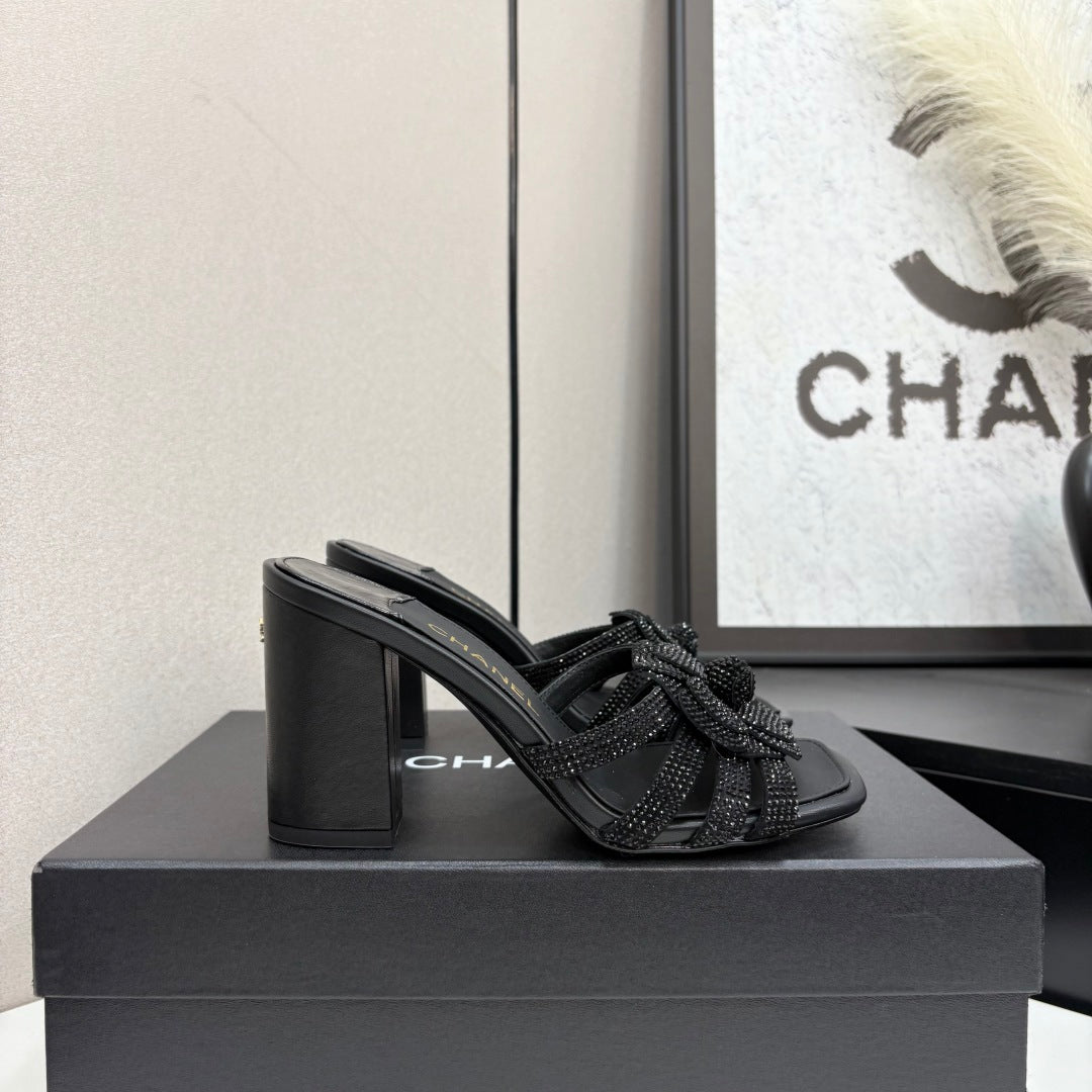 CC 25 Camellia Open Heel Mule Sandals 90mm Black Stone Grain And Sheepskin 368844