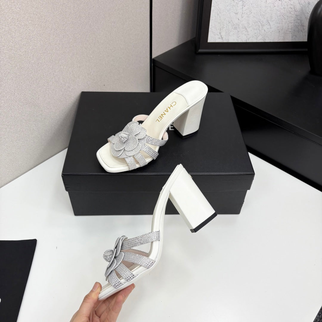 CC 25 Camellia Open Heel Mule Sandals 90mm Silver Stone Grain And Sheepskin 368845