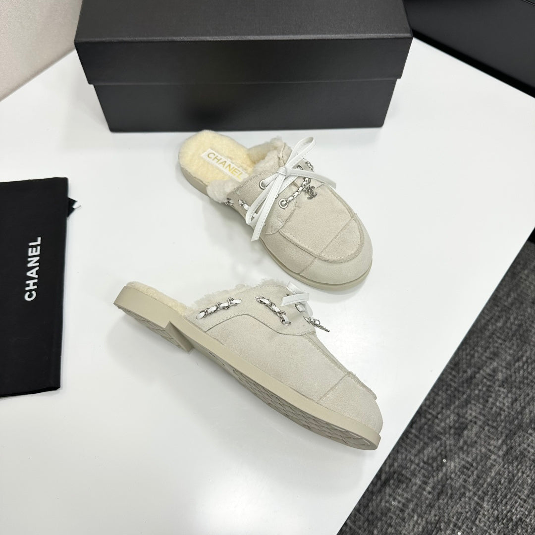 CC 26s Mules Flat Light Gray Suede Leather 109162