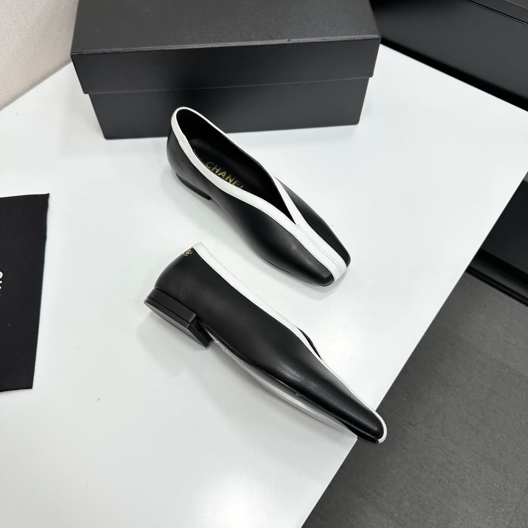 CC 26s Ballet Flats Black Sheepskin 743137