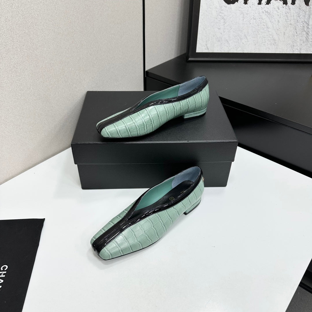 CC 26s Ballet Flats Light Blue Glossy Crocodile Embossed Calfskin 743140